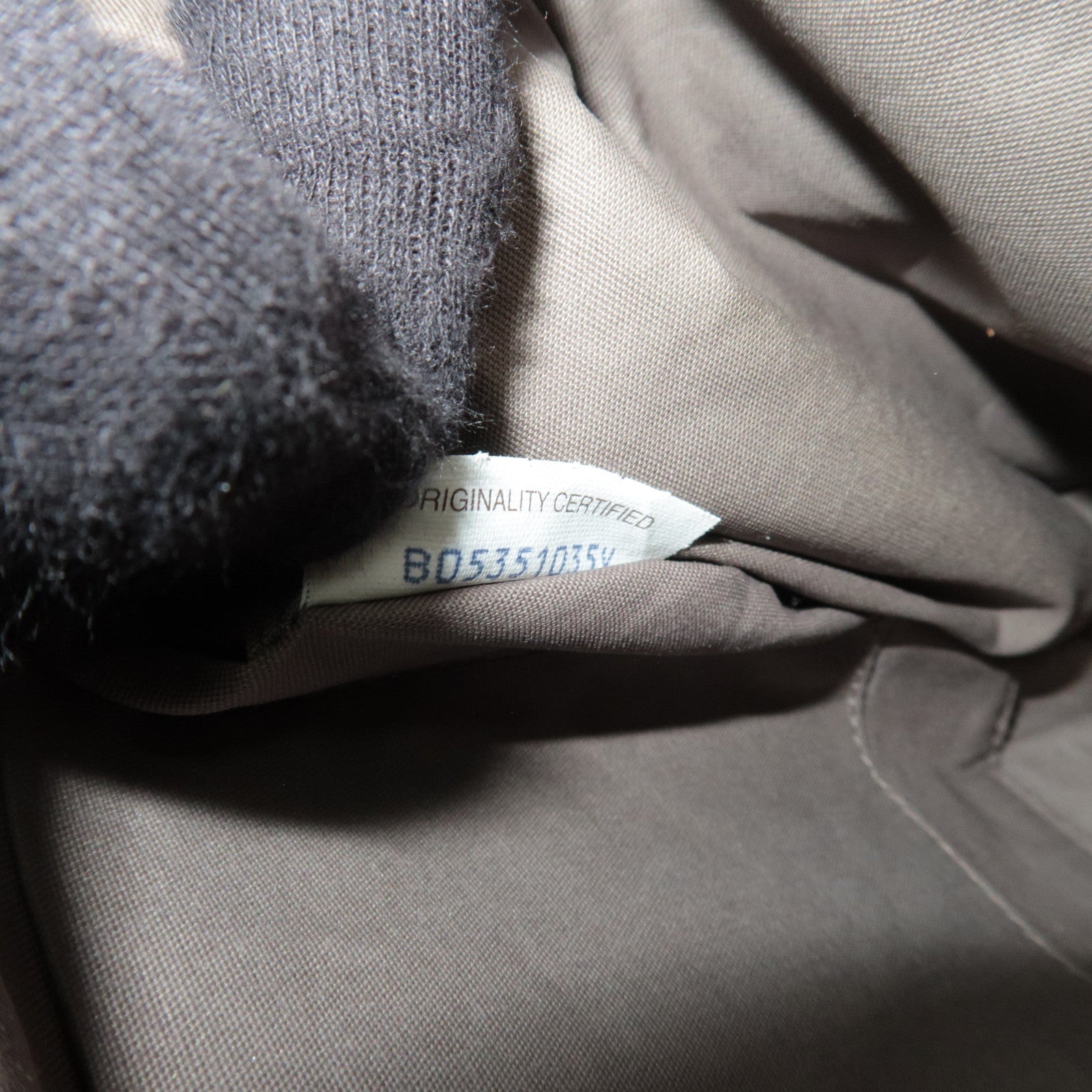 BOTTEGA VENETA Intrecciato Leather Body Bag Black *Dust bag