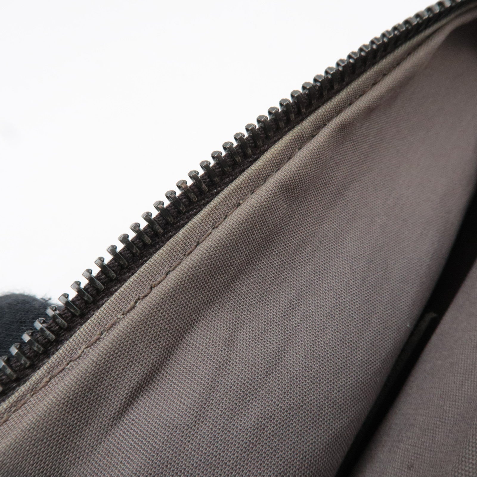 BOTTEGA VENETA Intrecciato Body Bag Leather Brown *Dust bag