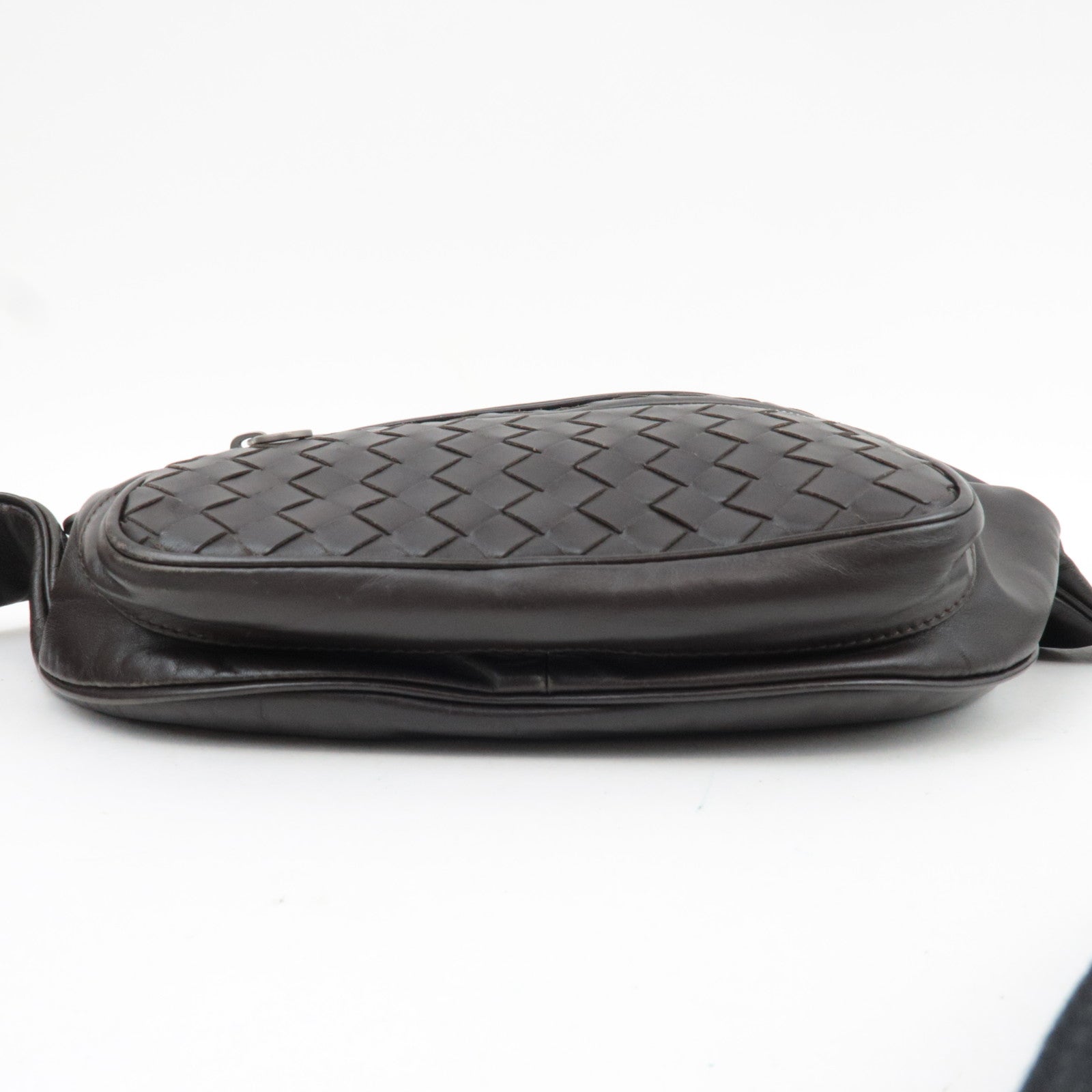 BOTTEGA VENETA Intrecciato Body Bag Leather Brown *Dust bag