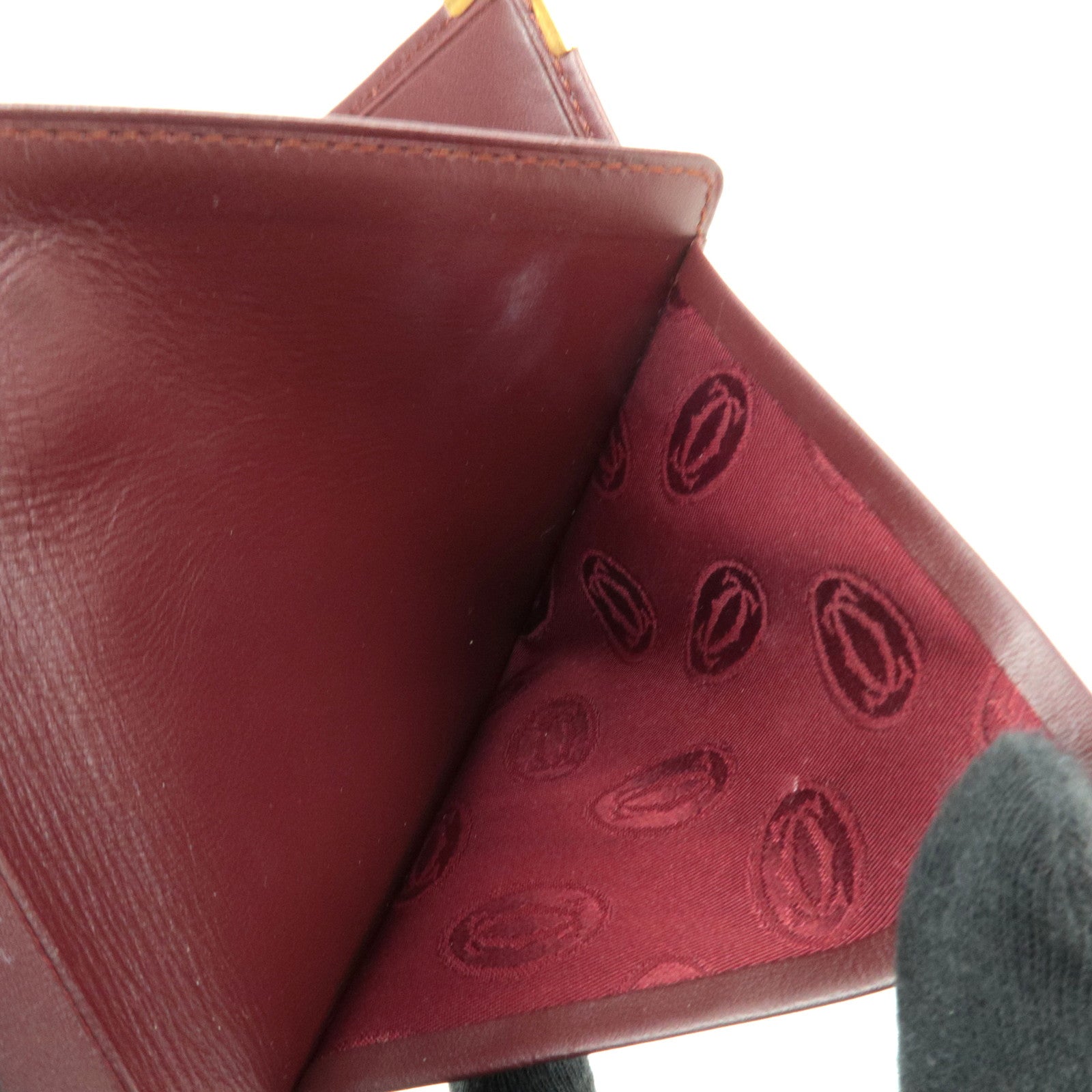 Cartier Must Line Kiss Lock Tri-Fold Wallet Leather Bordeaux *Box