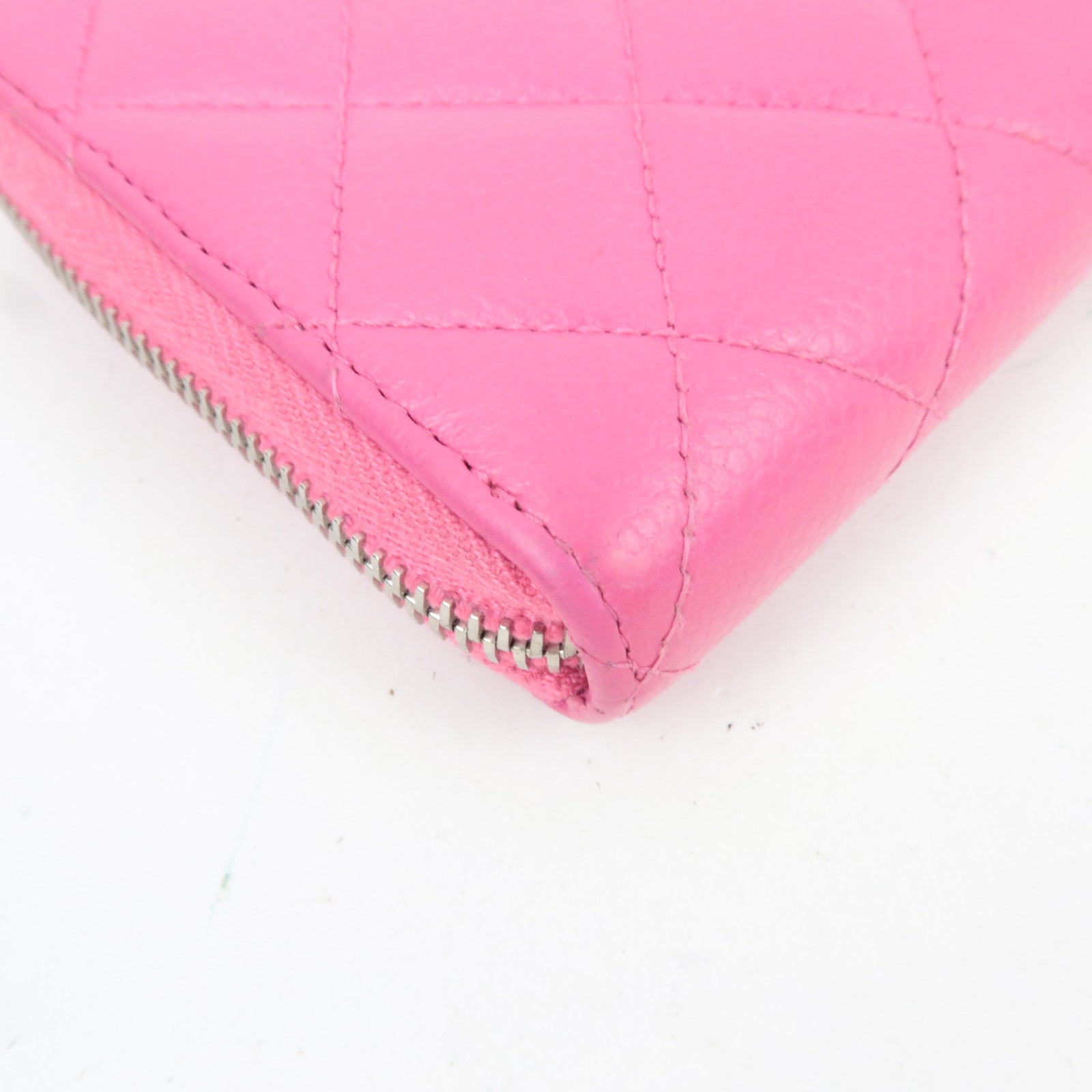 CHANEL Matelasse Round Zipper Long Wallet Caviarskin Pink Silver HDW 21084696