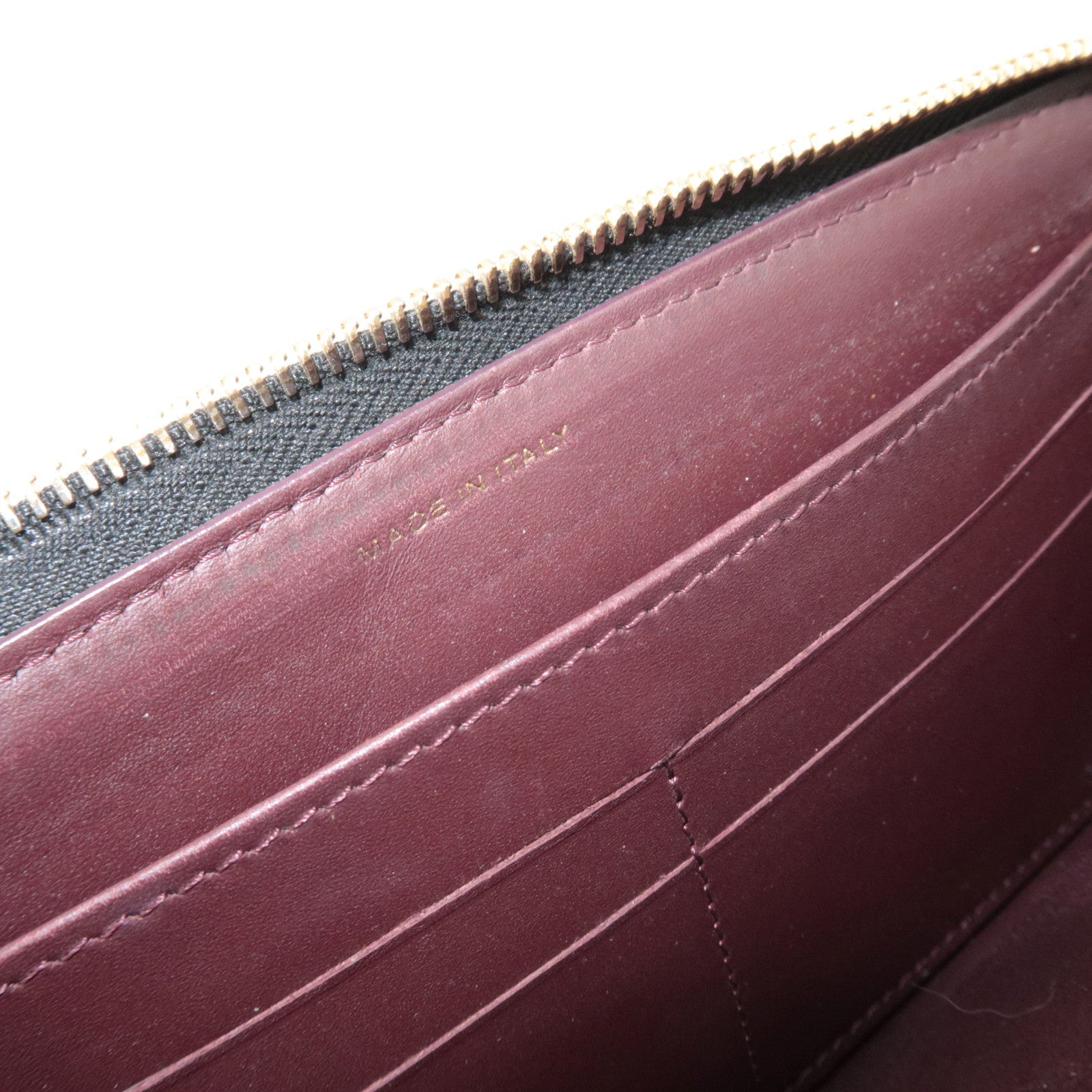 CHANEL Matelasse Round Zipper Long Wallet Caviarskin Black Gold HDW 24615727