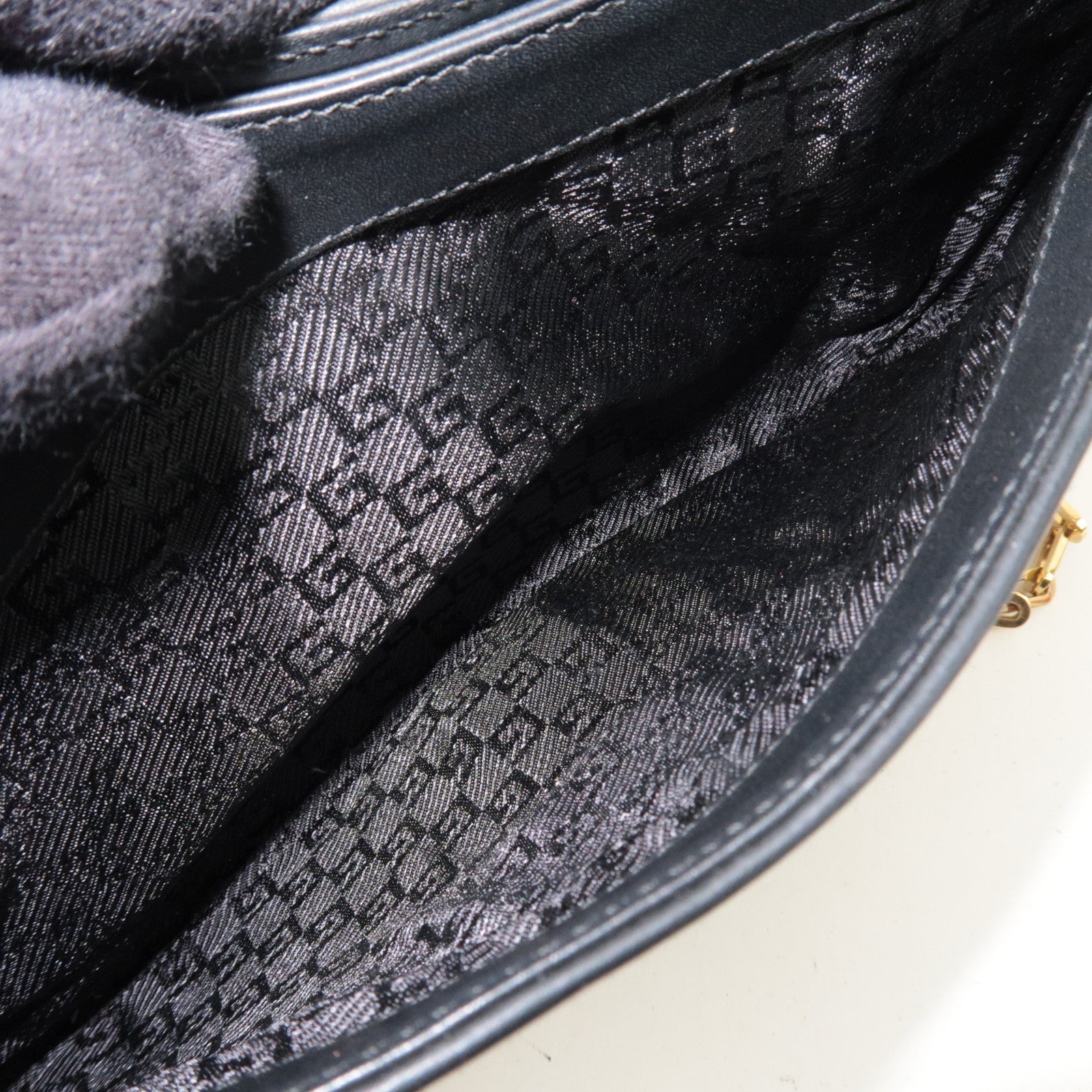 GUCCI Tiger Head Suede Leather Shoulder Bag Light Gray Black 001.4110.001013 *Dust bag