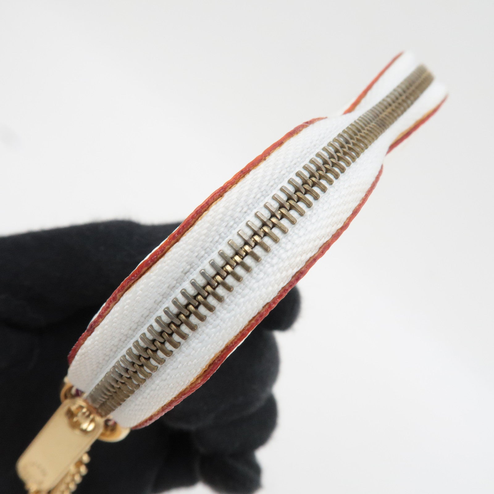 Louis Vuitton Monogram Multicolor Porte Monnaie Coeur Coin Case Blanc M60040 TH0037 *Dust bag