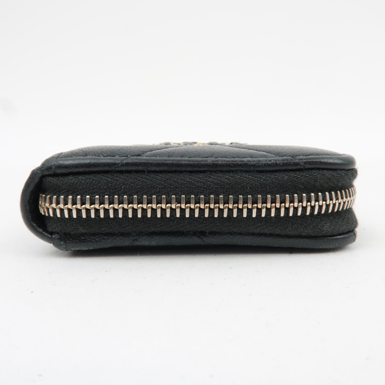 CHANEL Chanel 19 Dix-neuf Fragment Case Lambskin Black Gold HDW AP2701 31998590