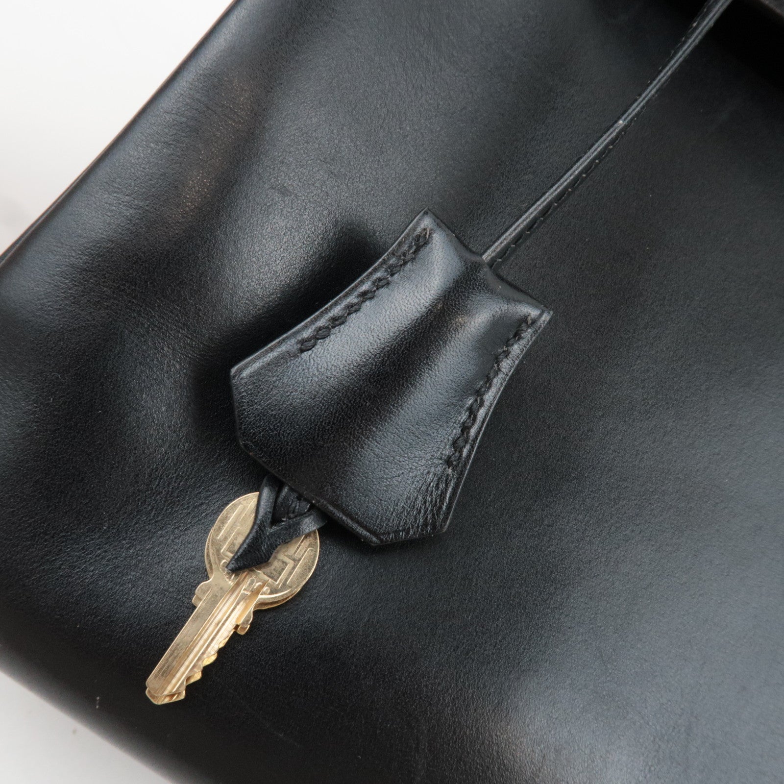 HERMES Kelly 32 B Stamp (1998) Box Calf 2Way Handbag Black Gold HDW *Box, Dust bag, Strap, Key Lock, Clochette