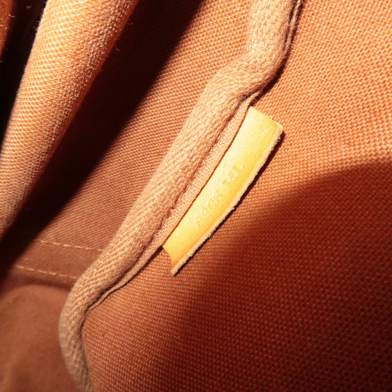 Louis Vuitton Monogram Saumur 35 Shoulder Bag M42254 8906VI