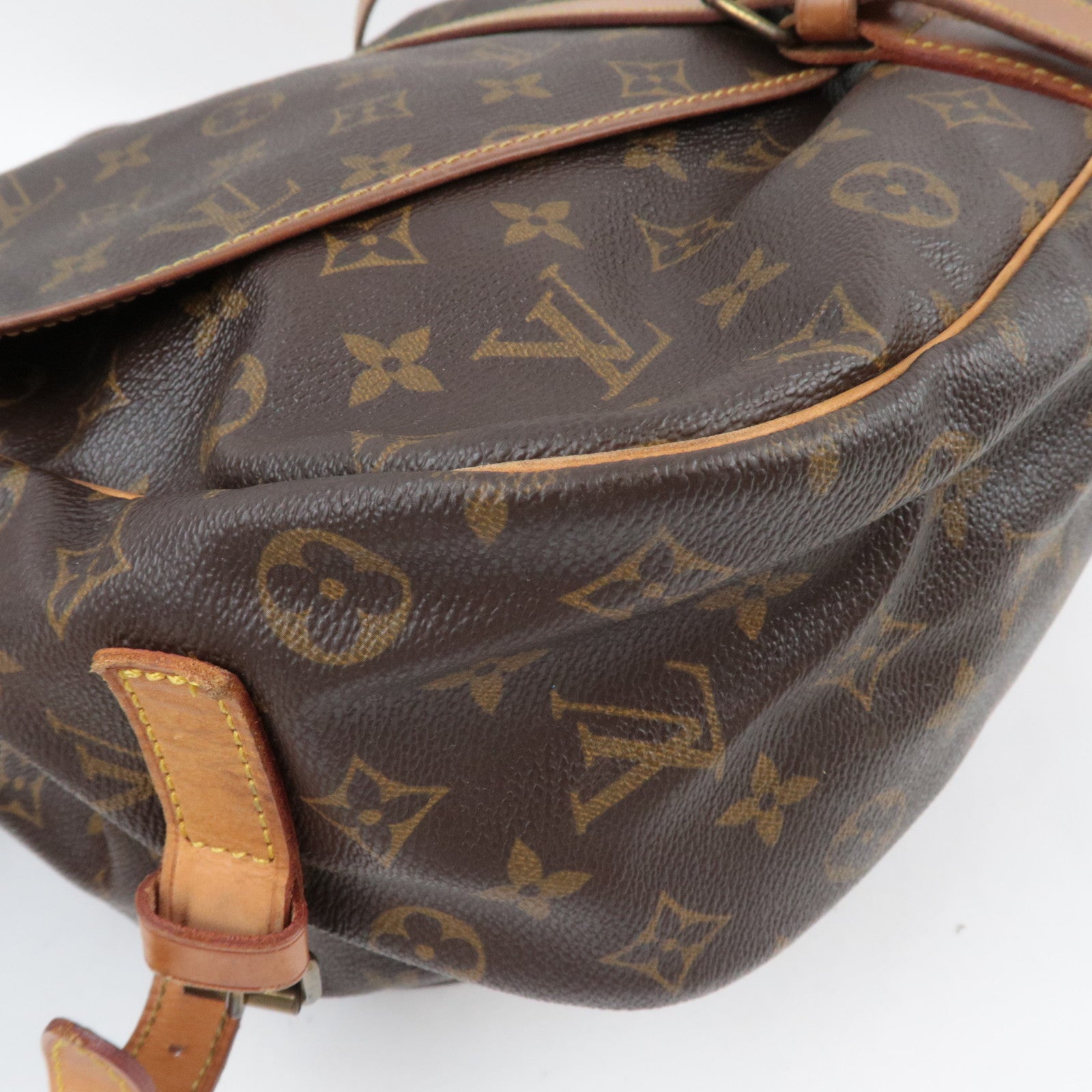 Louis Vuitton Monogram Saumur 35 Shoulder Bag M42254 8906VI