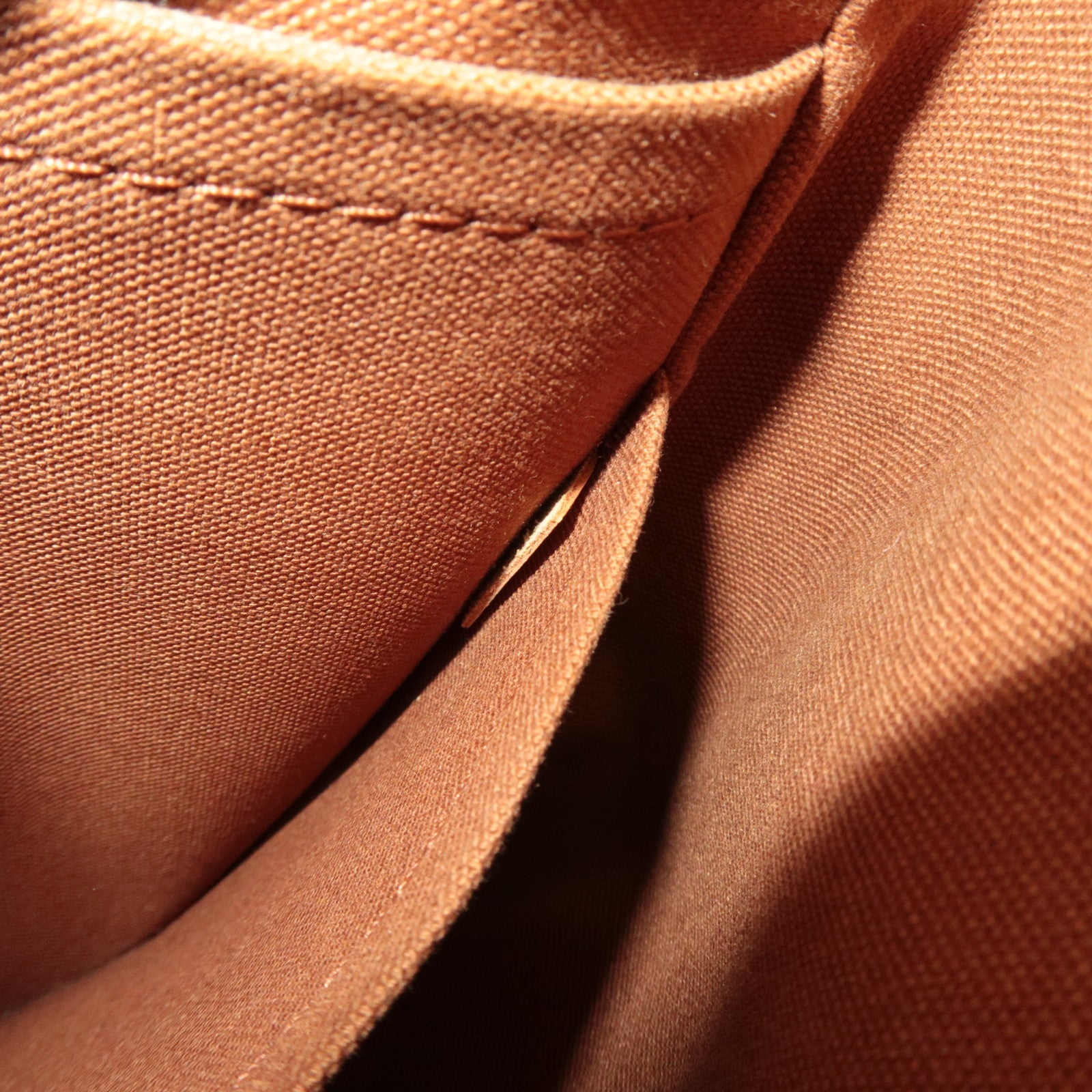 Louis Vuitton Monogram Messenger Beaubourg MM Shoulder Bag M97038 CA3009