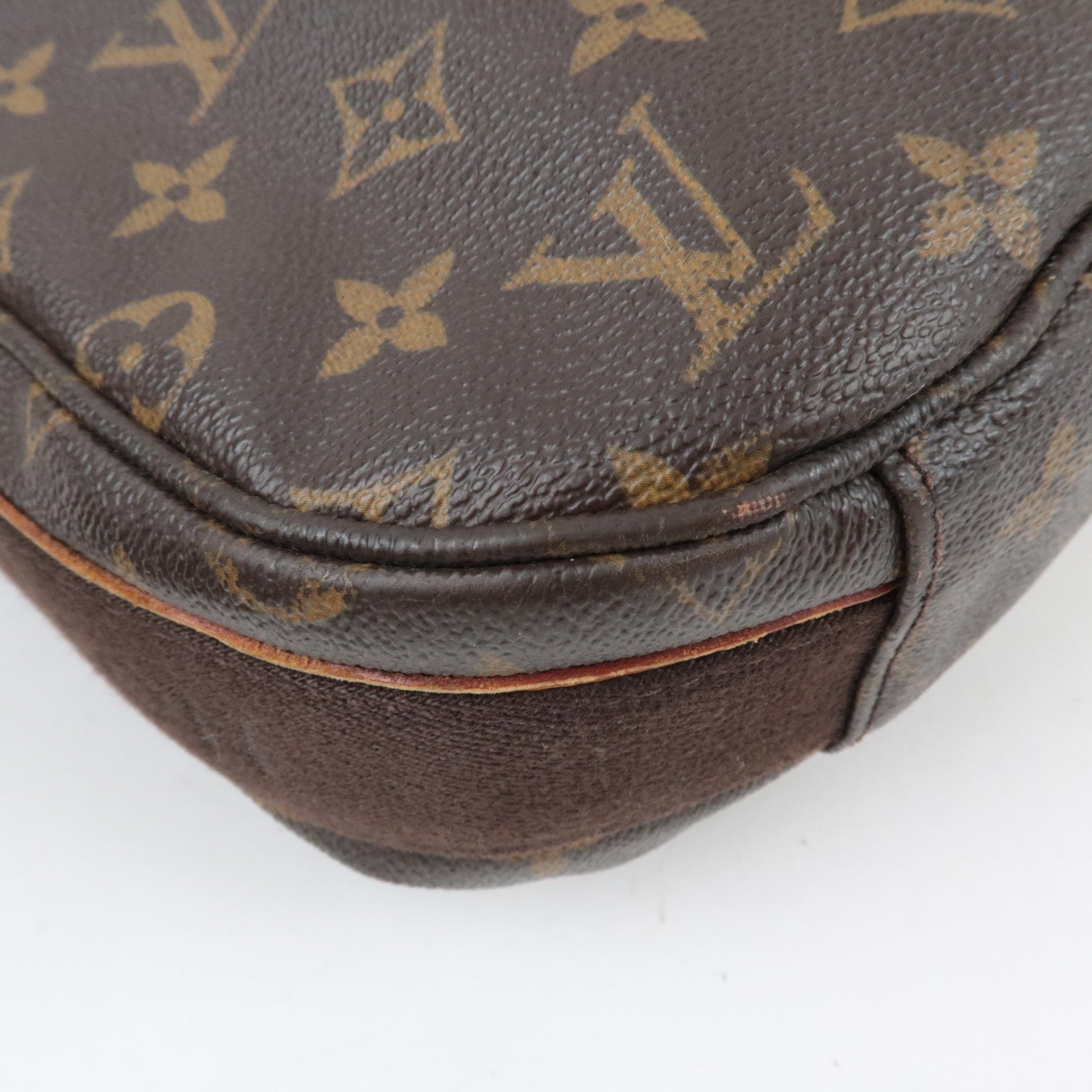 Louis Vuitton Monogram Messenger Beaubourg MM Shoulder Bag M97038 CA3009