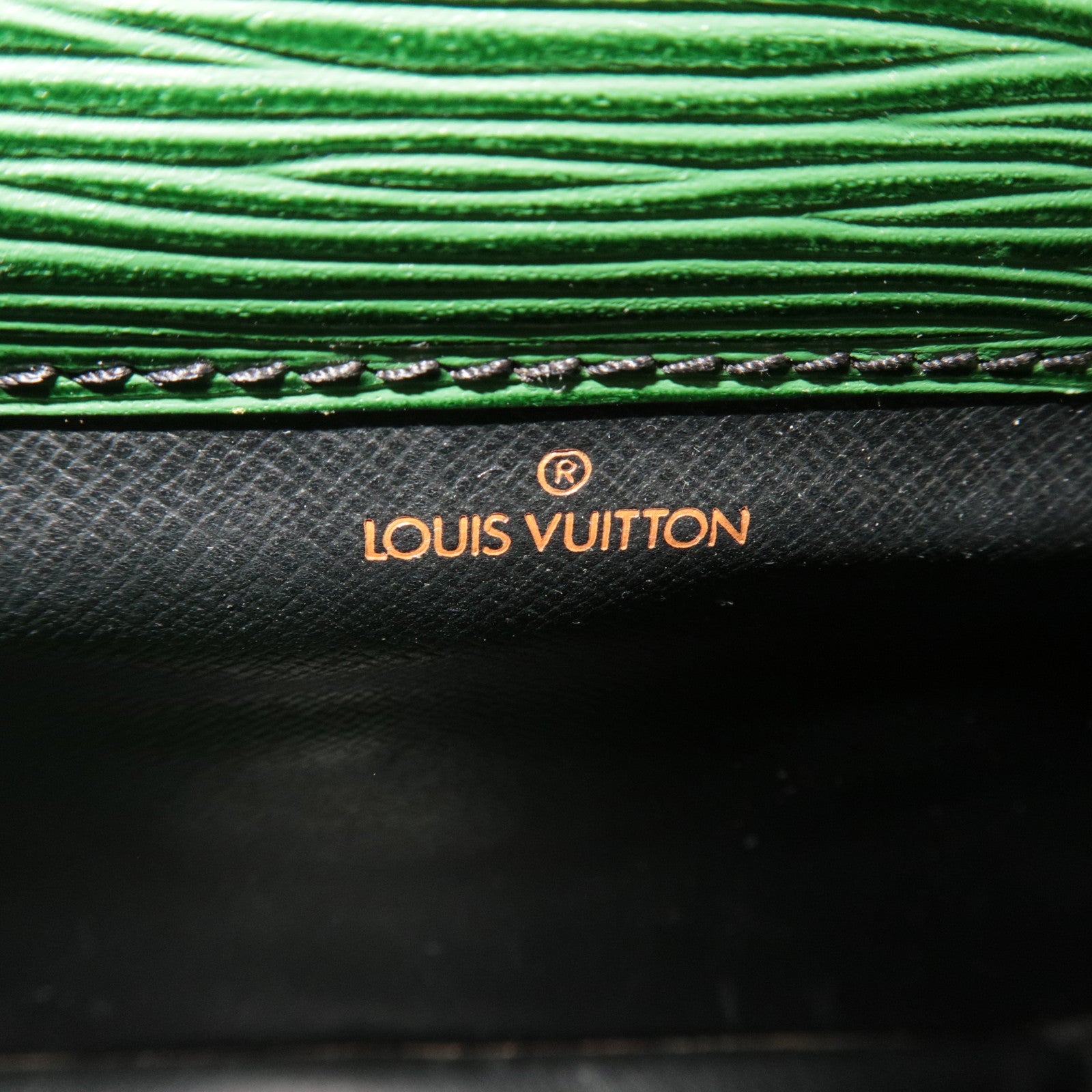 Louis Vuitton Epi Cartouchiere Shoulder Bag Borneo Green M52244 MI1910