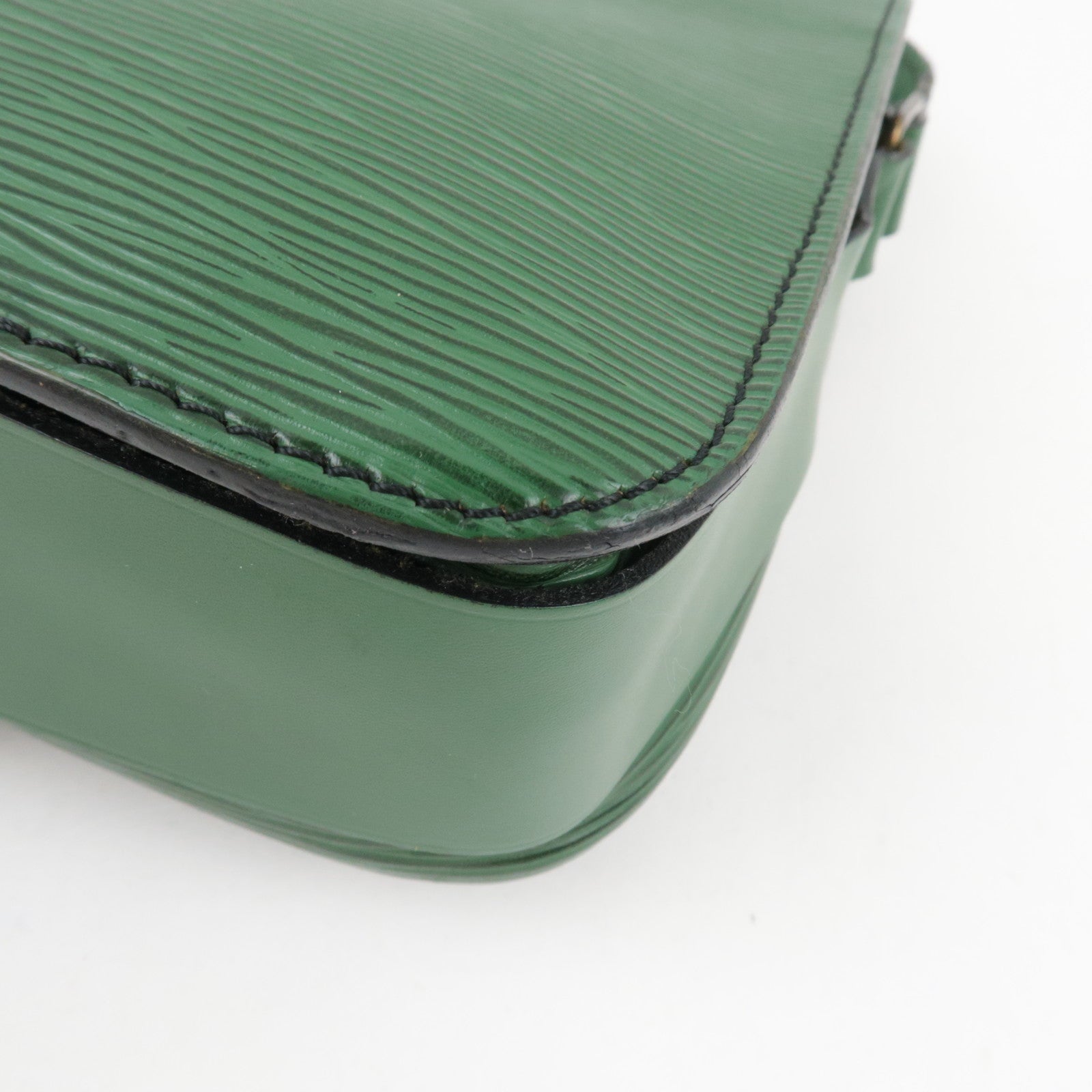 Louis Vuitton Epi Cartouchiere Shoulder Bag Borneo Green M52244 MI1910