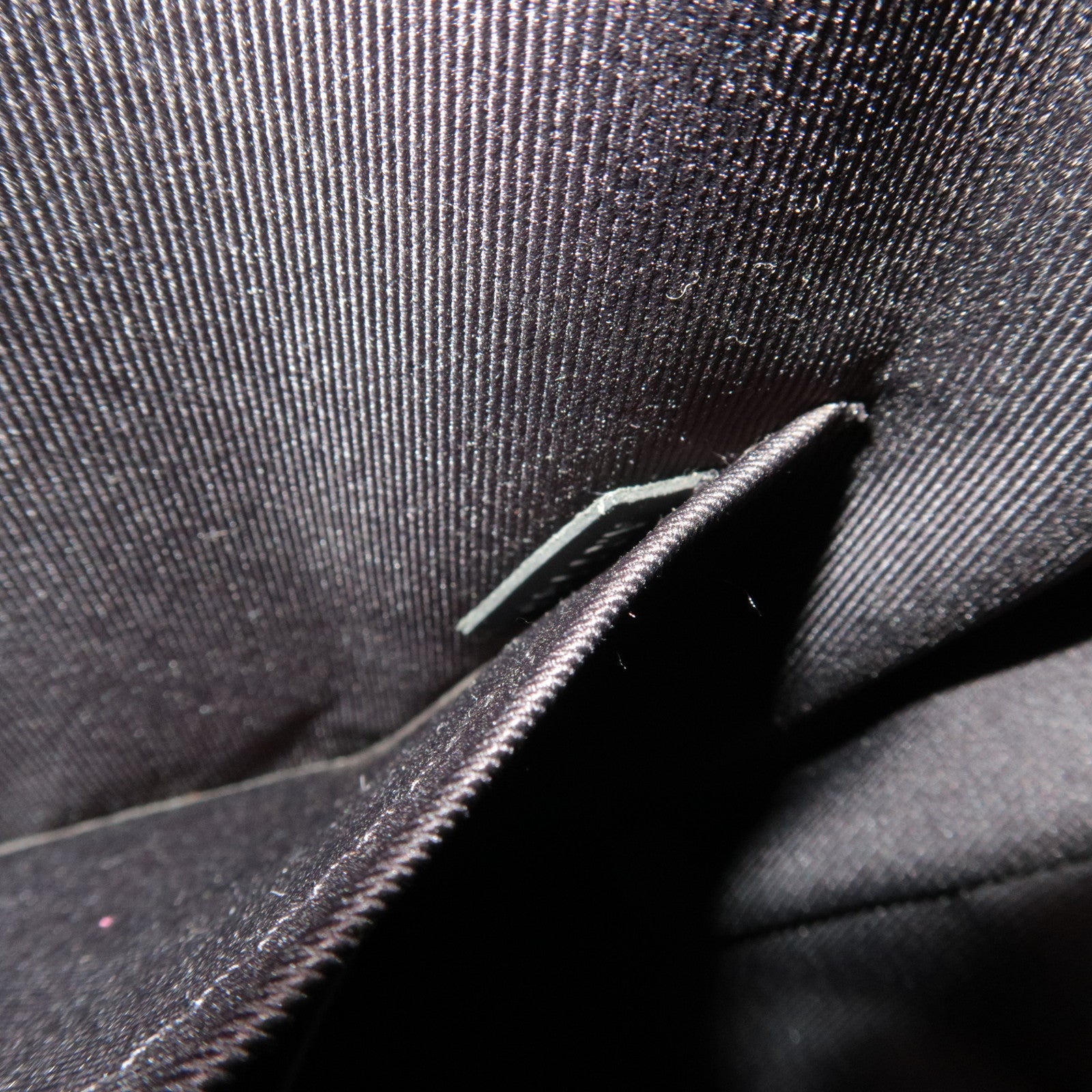 Louis Vuitton Monogram Eclipse Tote Explorer Tote Bag M40567 AR1148 *Dust bag, Strap