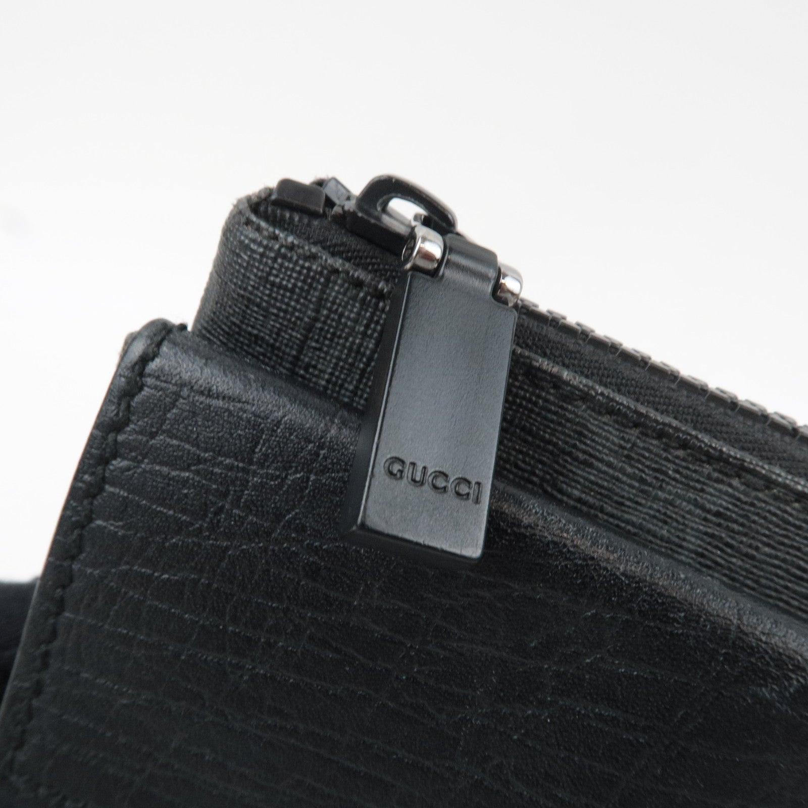 GUCCI GG Supreme Leather Body Waist Bag Black 161833