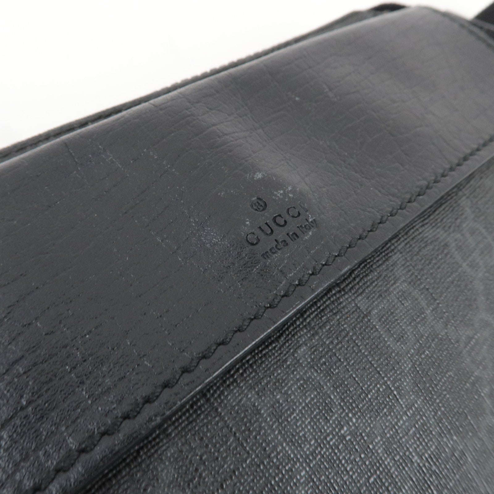 GUCCI GG Supreme Leather Body Waist Bag Black 161833