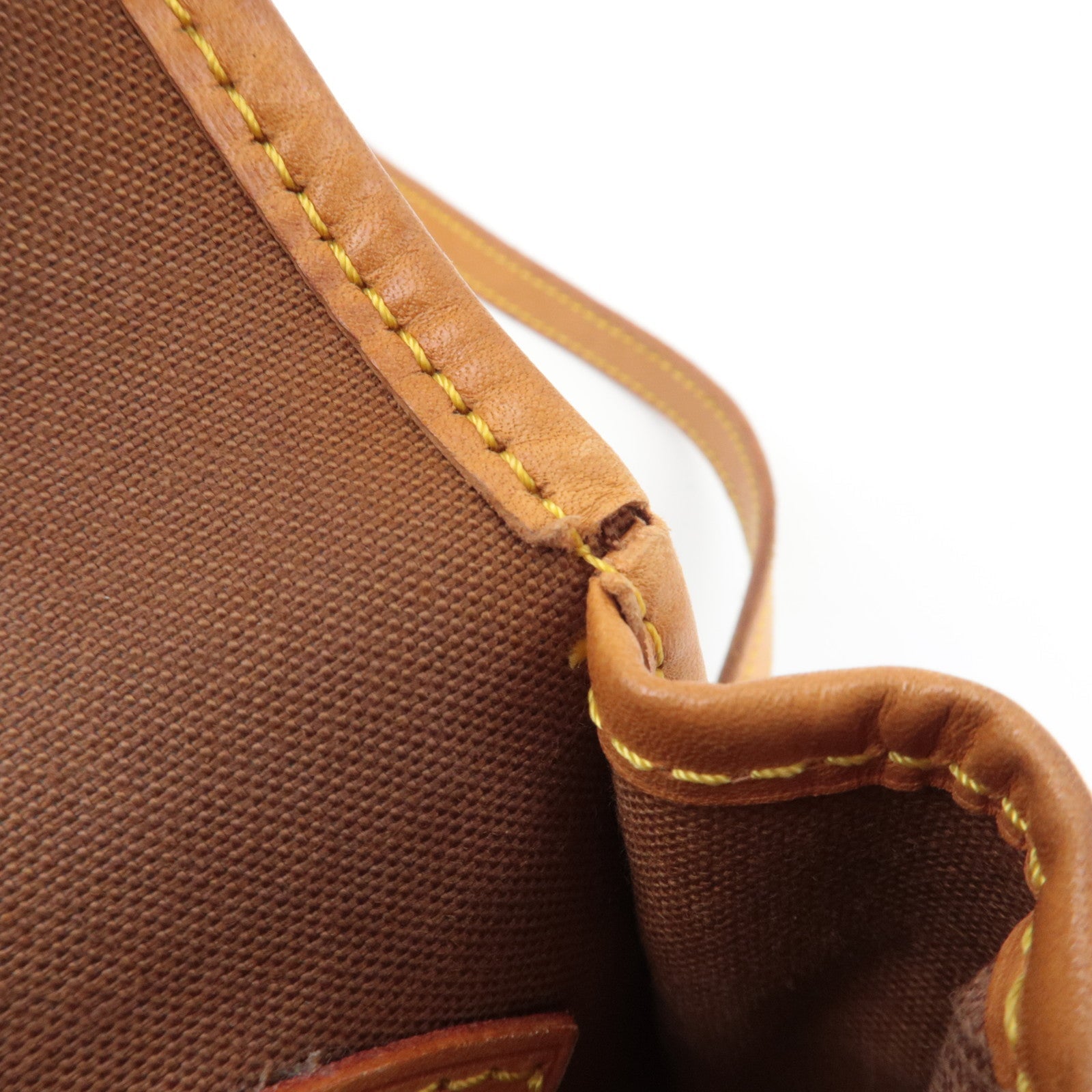 Louis Vuitton Monogram Gibeciere PM Shoulder Bag M42248 AR1913