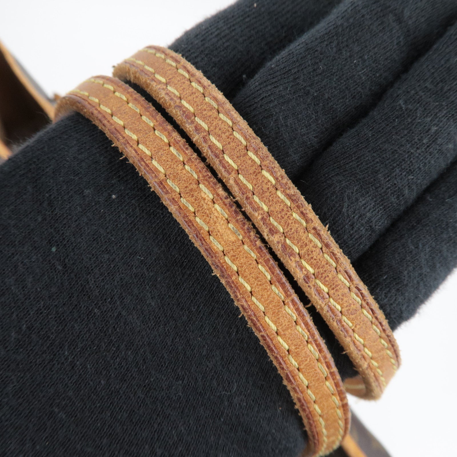 Louis Vuitton Monogram Neverfull GM Tote Bag M40157 FL2057