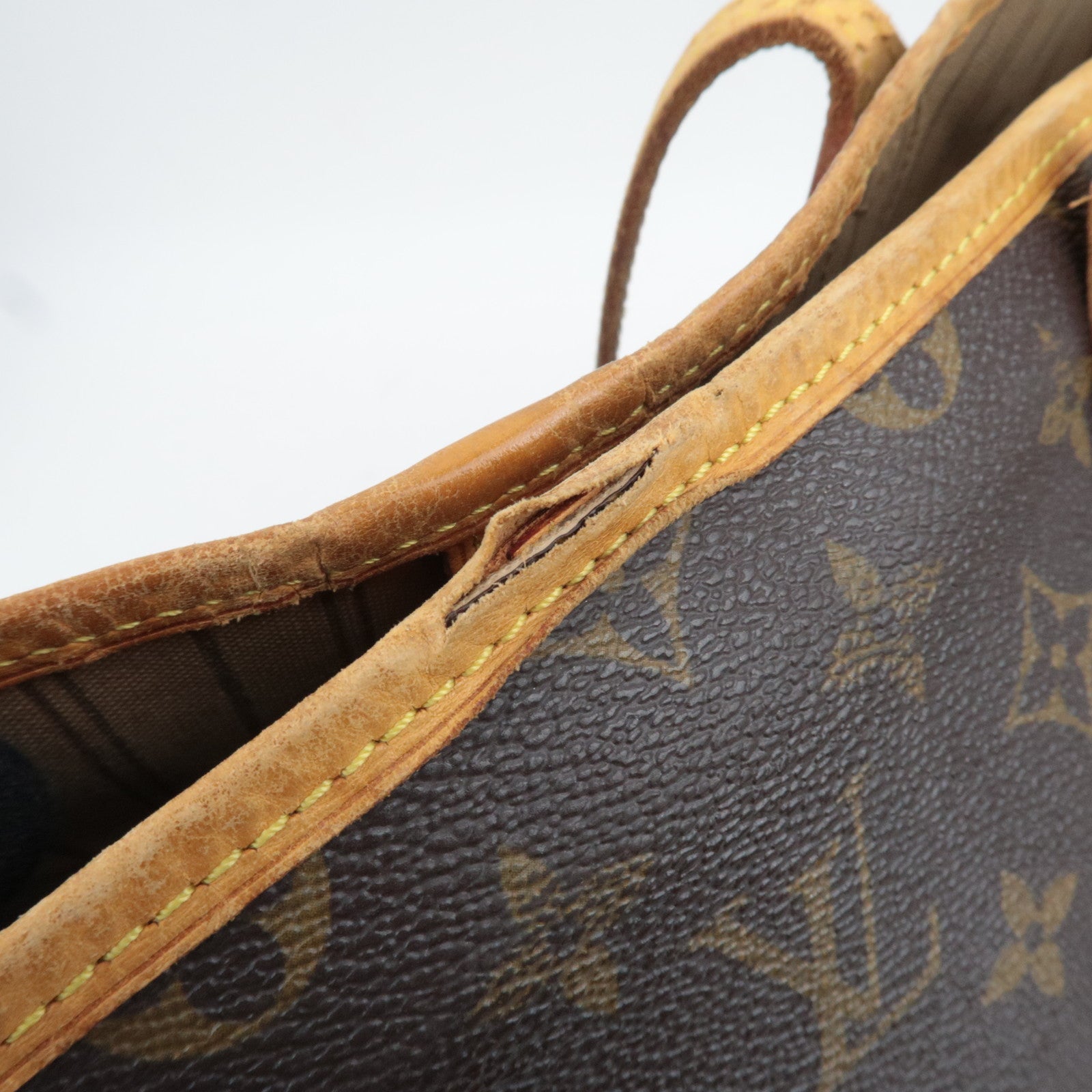 Louis Vuitton Monogram Neverfull GM Tote Bag M40157 FL2057