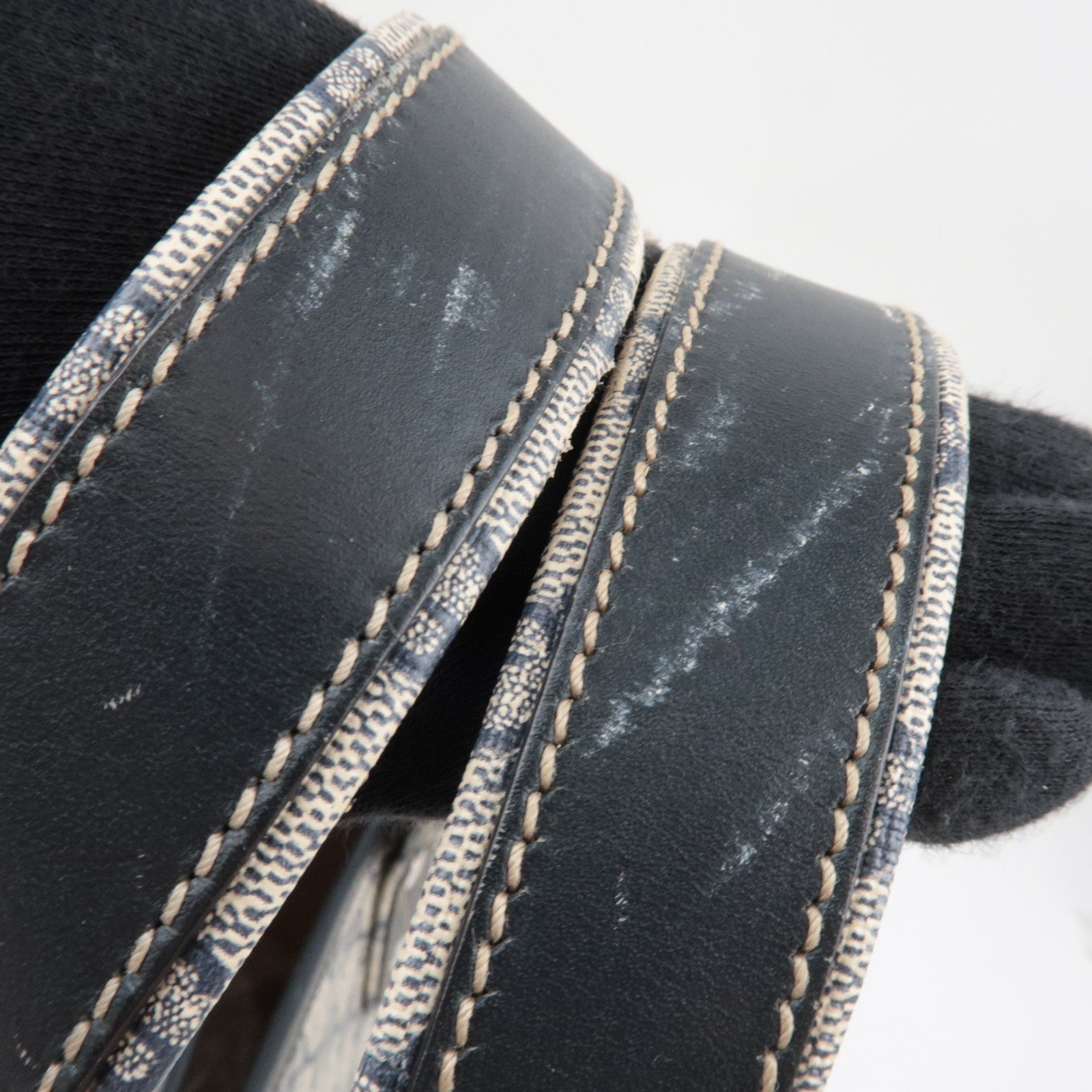 GUCCI Sherry GG Supreme Leather Tote Bag Beige Navy 211134