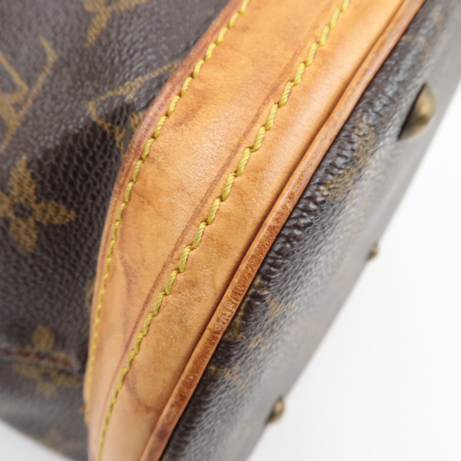 Louis Vuitton Monogram Bucket GM Shoulder Bag M42236 DK2110 *Pouch