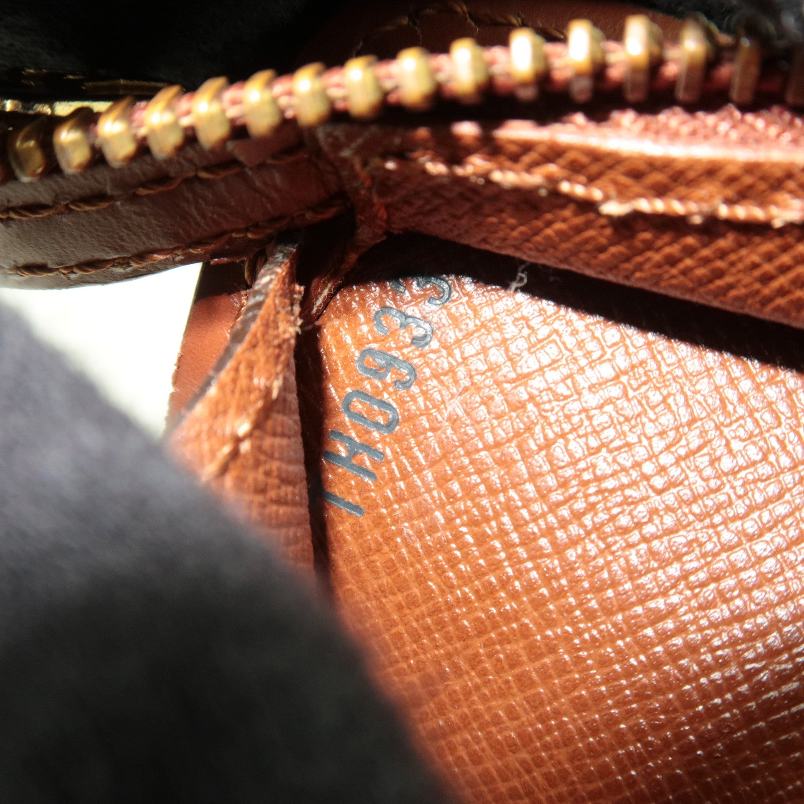 Louis Vuitton Monogram Pochette Homme Clutch Bag M51795 TH0933