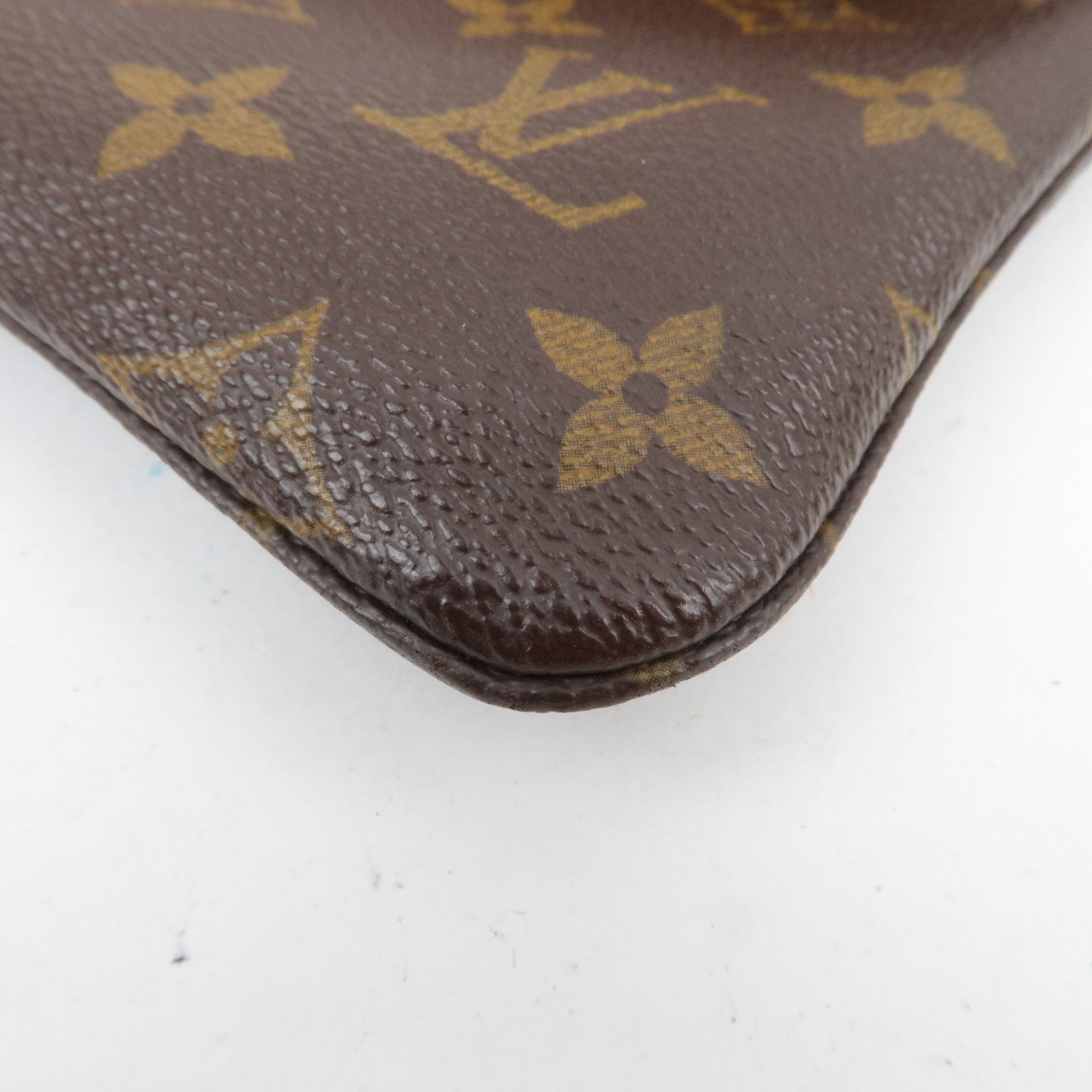 Louis Vuitton Monogram Pochette Pliante Clutch Bag M51805