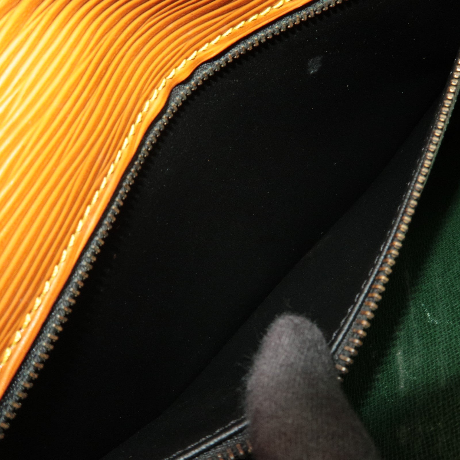 Louis Vuitton Sellier Dragonne Clutch Bag Zipangu Gold M52618 MI0952 *2 keys