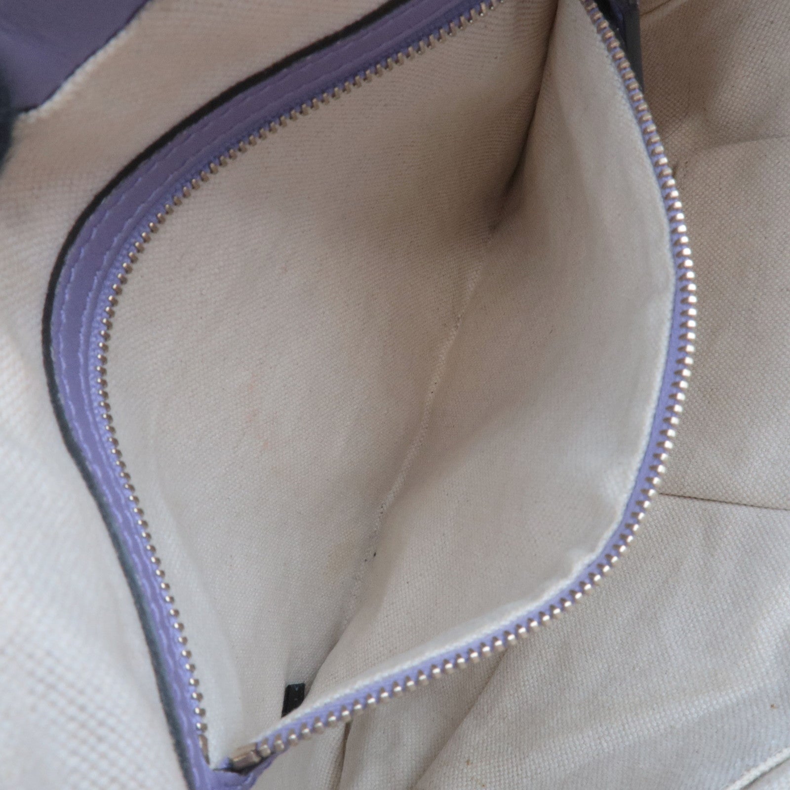 GUCCI Lovely GG Canvas Leather Shoulder Bag Beige Purple 257072