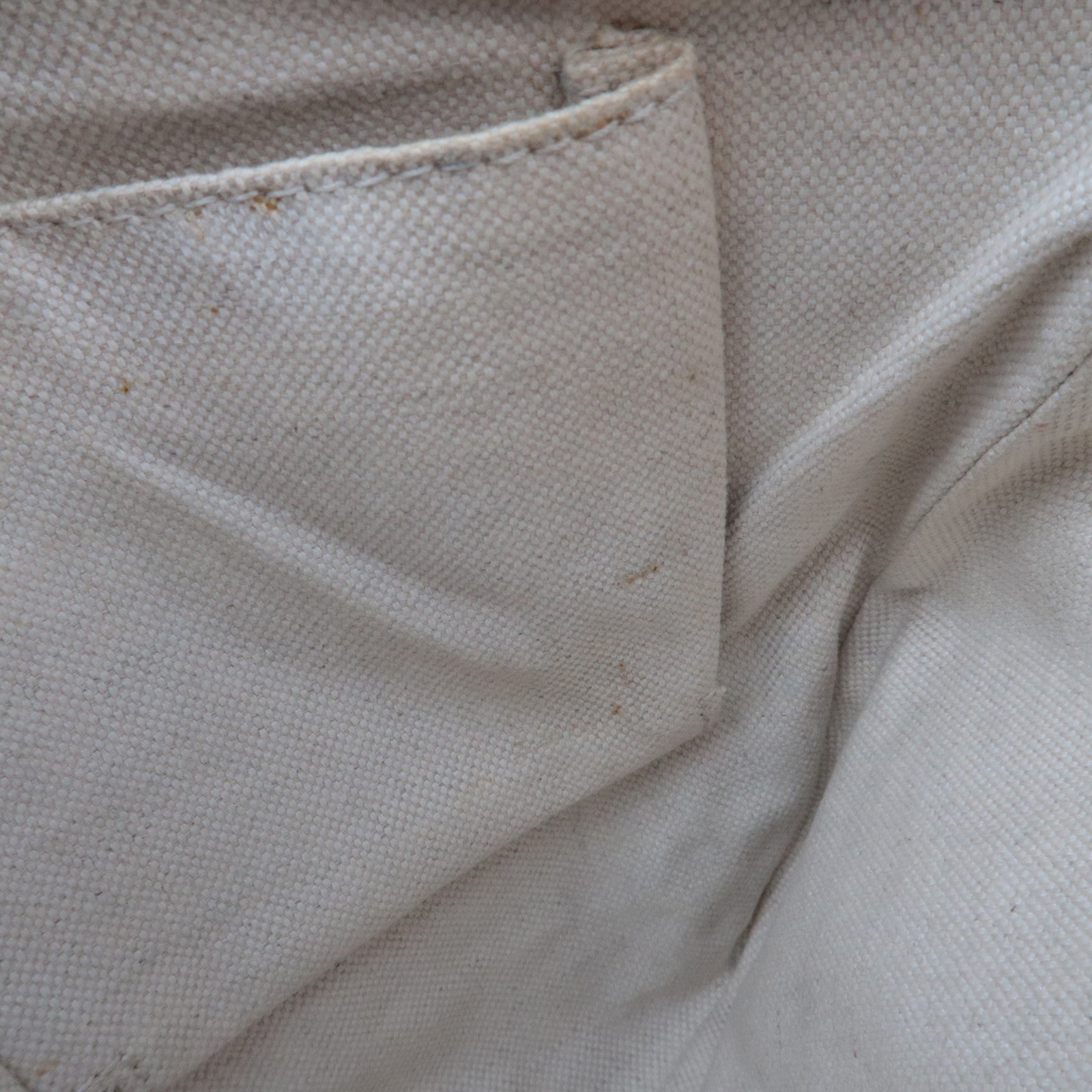 GUCCI Lovely GG Canvas Leather Shoulder Bag Beige Purple 257072