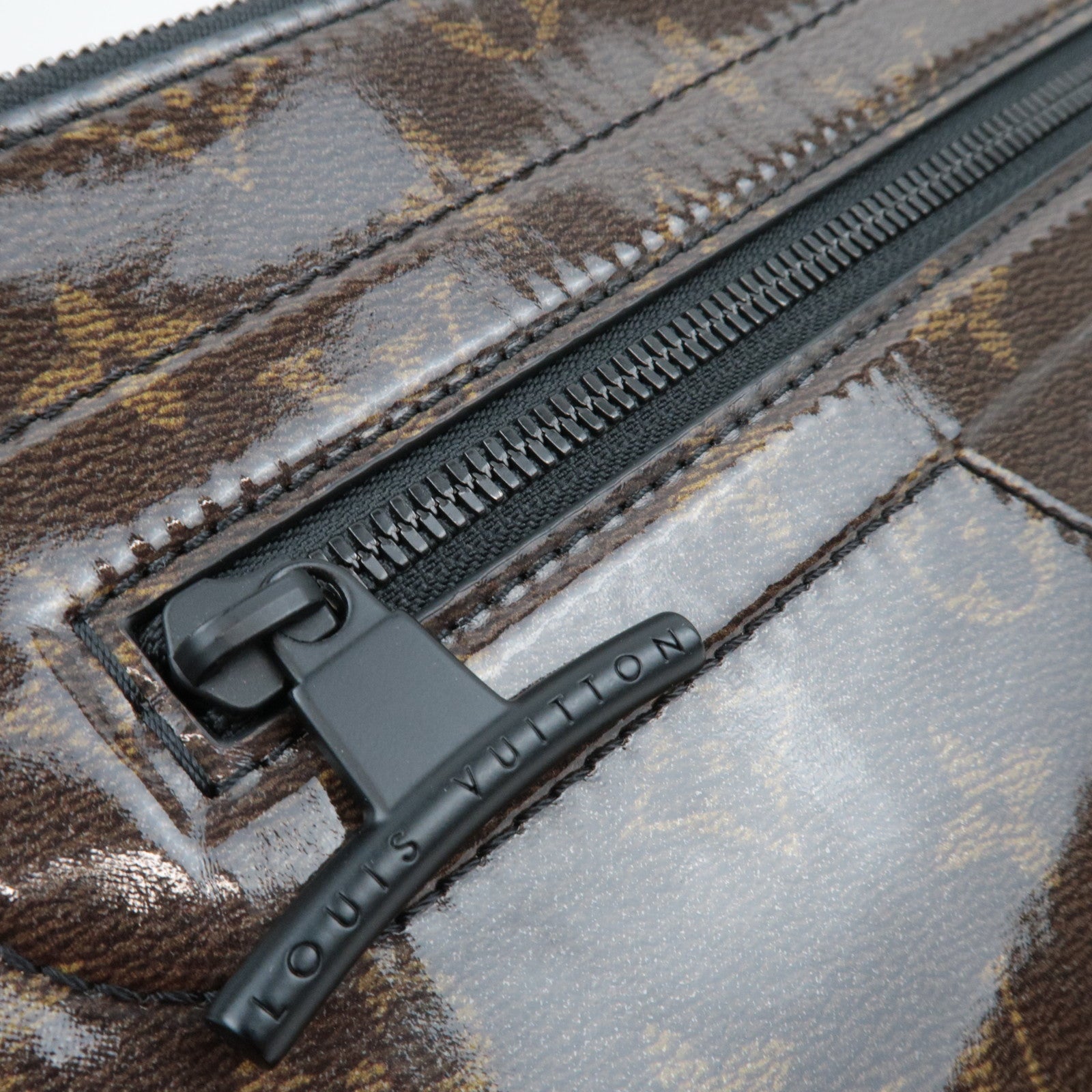 Louis Vuitton Monogram Glaze Pochette Cosmos Clutch Bag M63271 PL2158