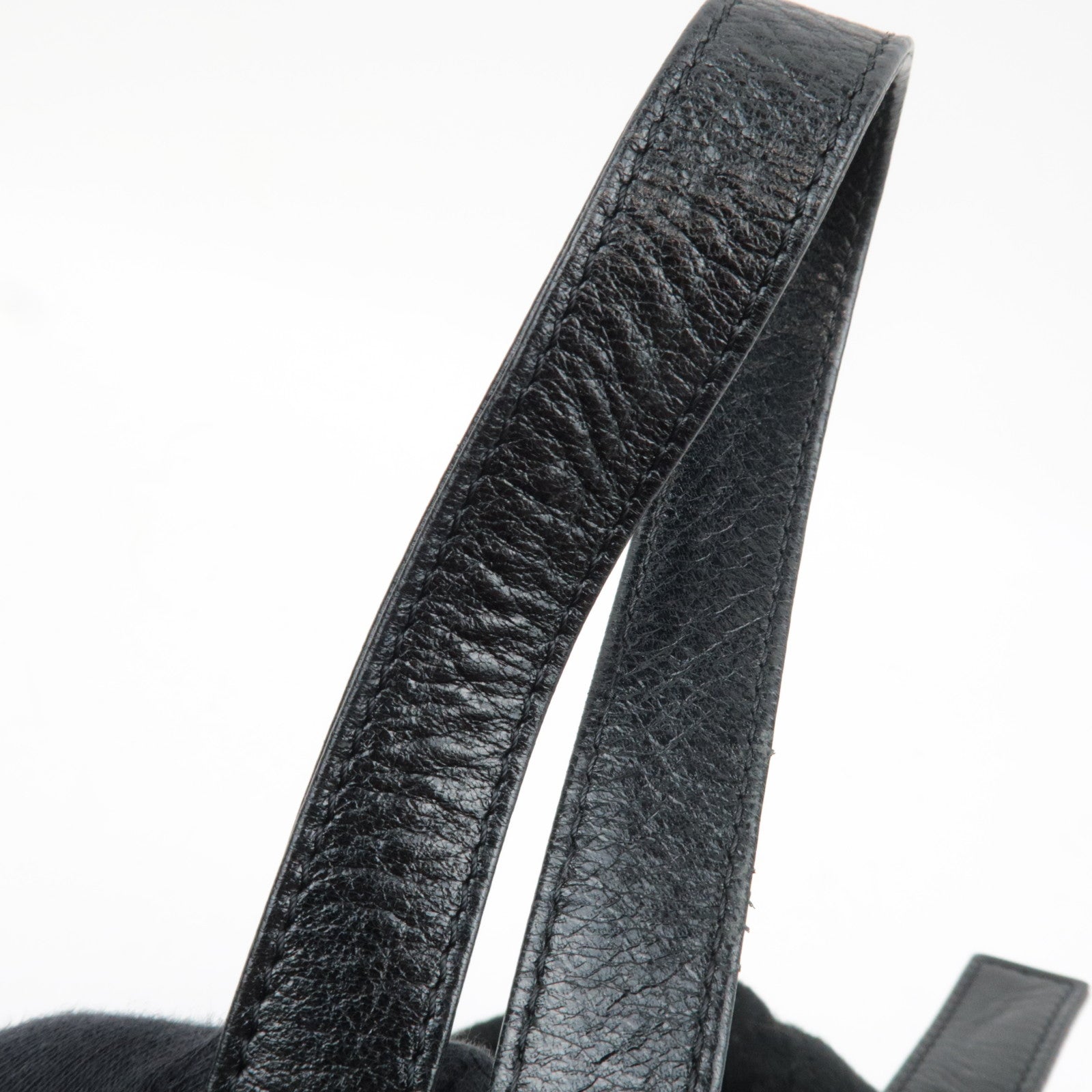 FENDI Mamma Baguette Shoulder Bag Cashmere Leather Black 26325