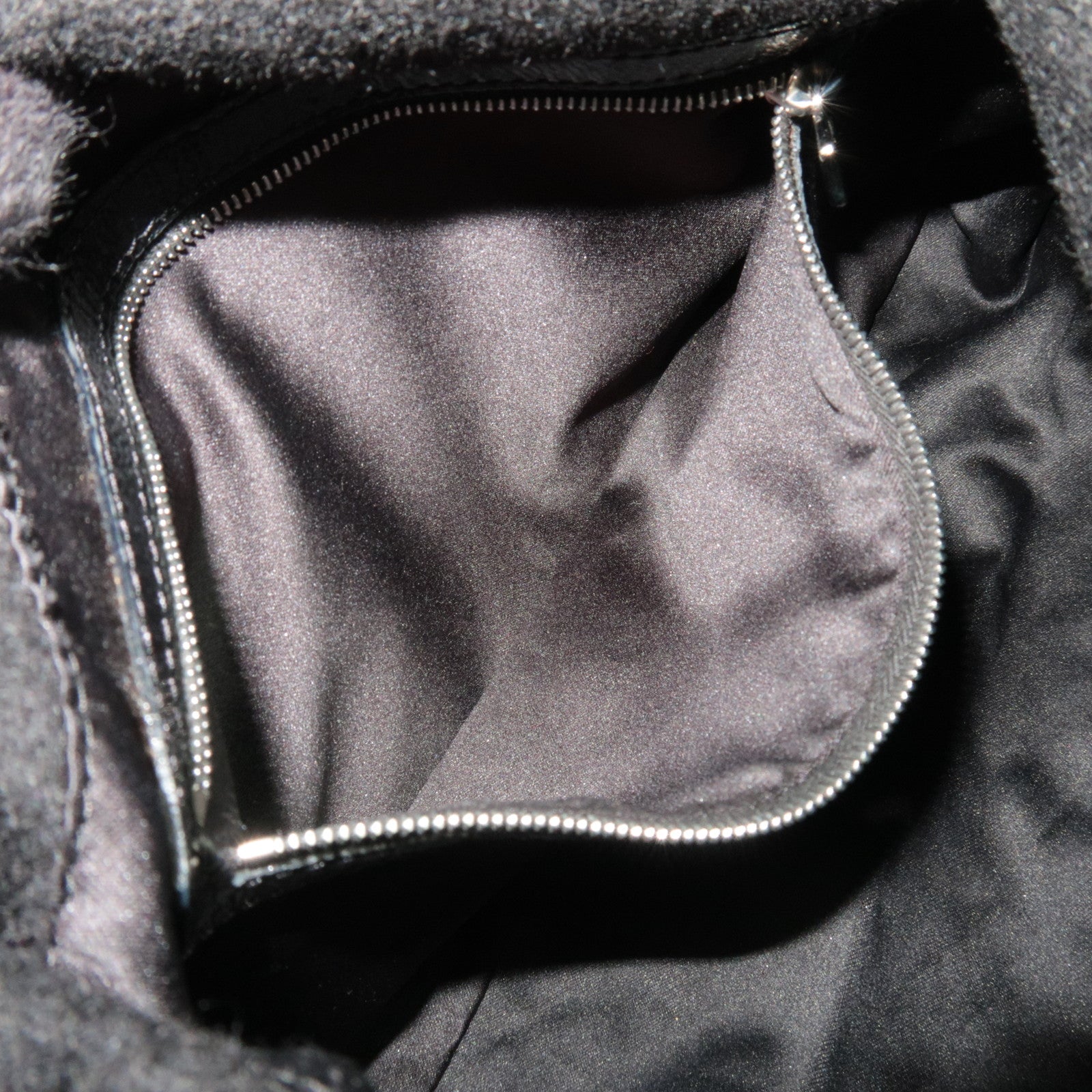 FENDI Mamma Baguette Shoulder Bag Cashmere Leather Black 26325