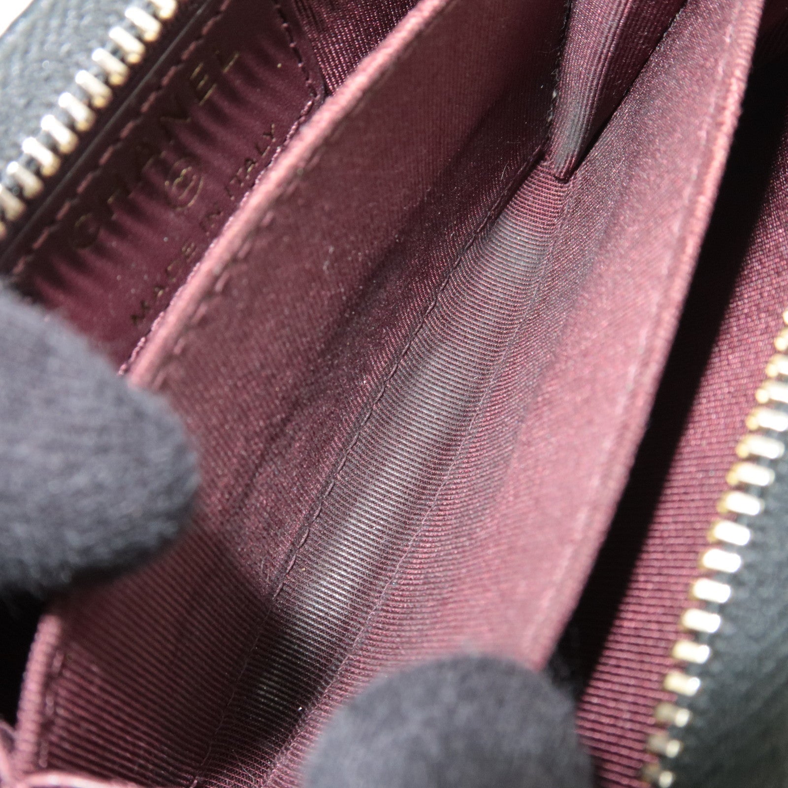 CHANEL Matelasse Round Zipper Coin Case Caviarskin Black Gold HDW 23742532 *G card