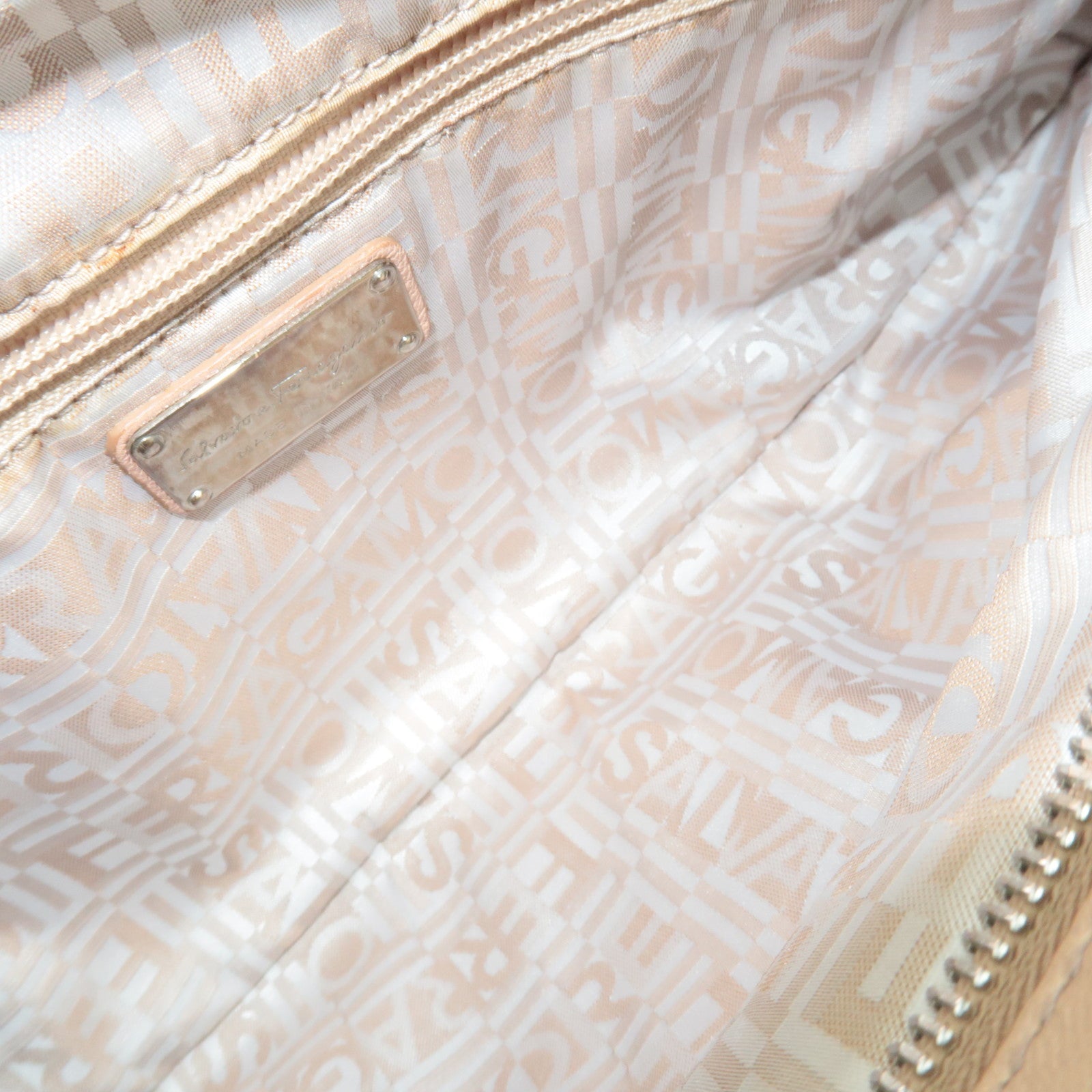 Ferragamo Gancini Shoulder Bag Leather Pink Beige