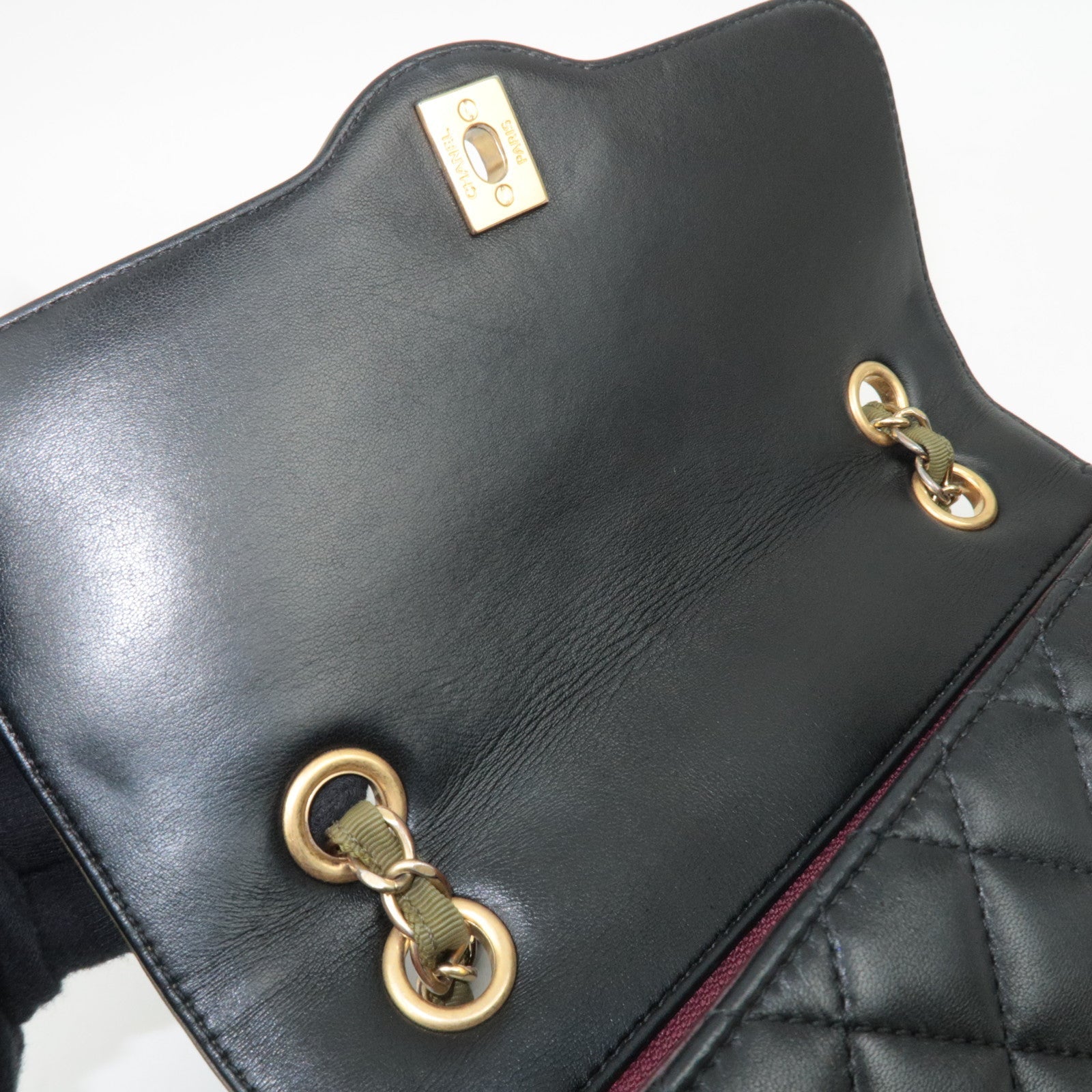 CHANEL Bi Color Matelasse Double Chain Shoulder Bag Lambskin Black Khaki 23759083