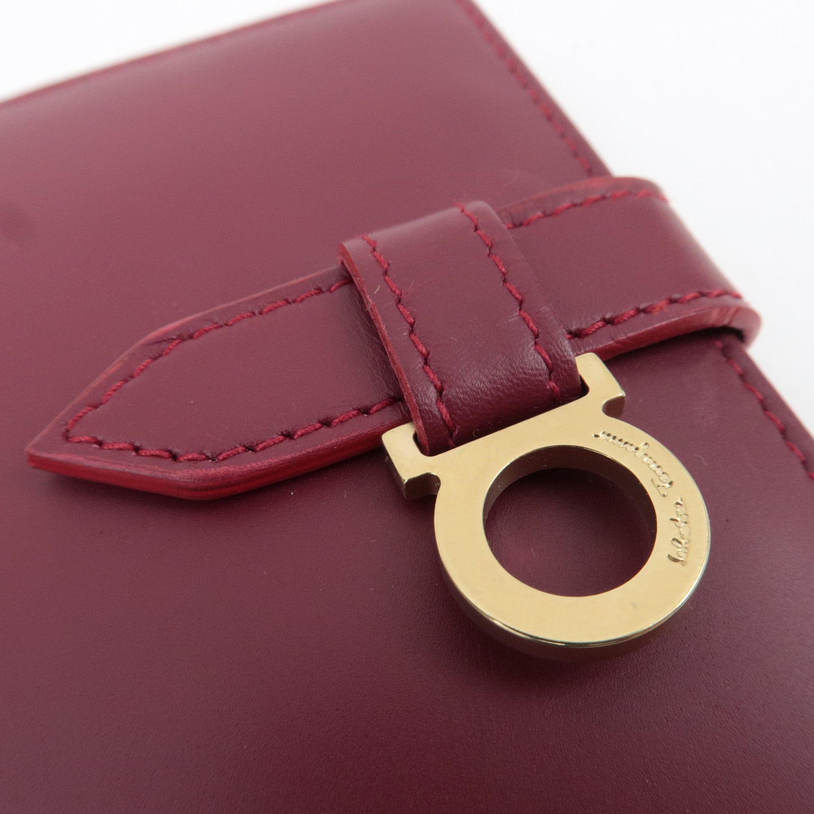 Ferragamo Gancini Leather Photo Case Bordeaux *Box