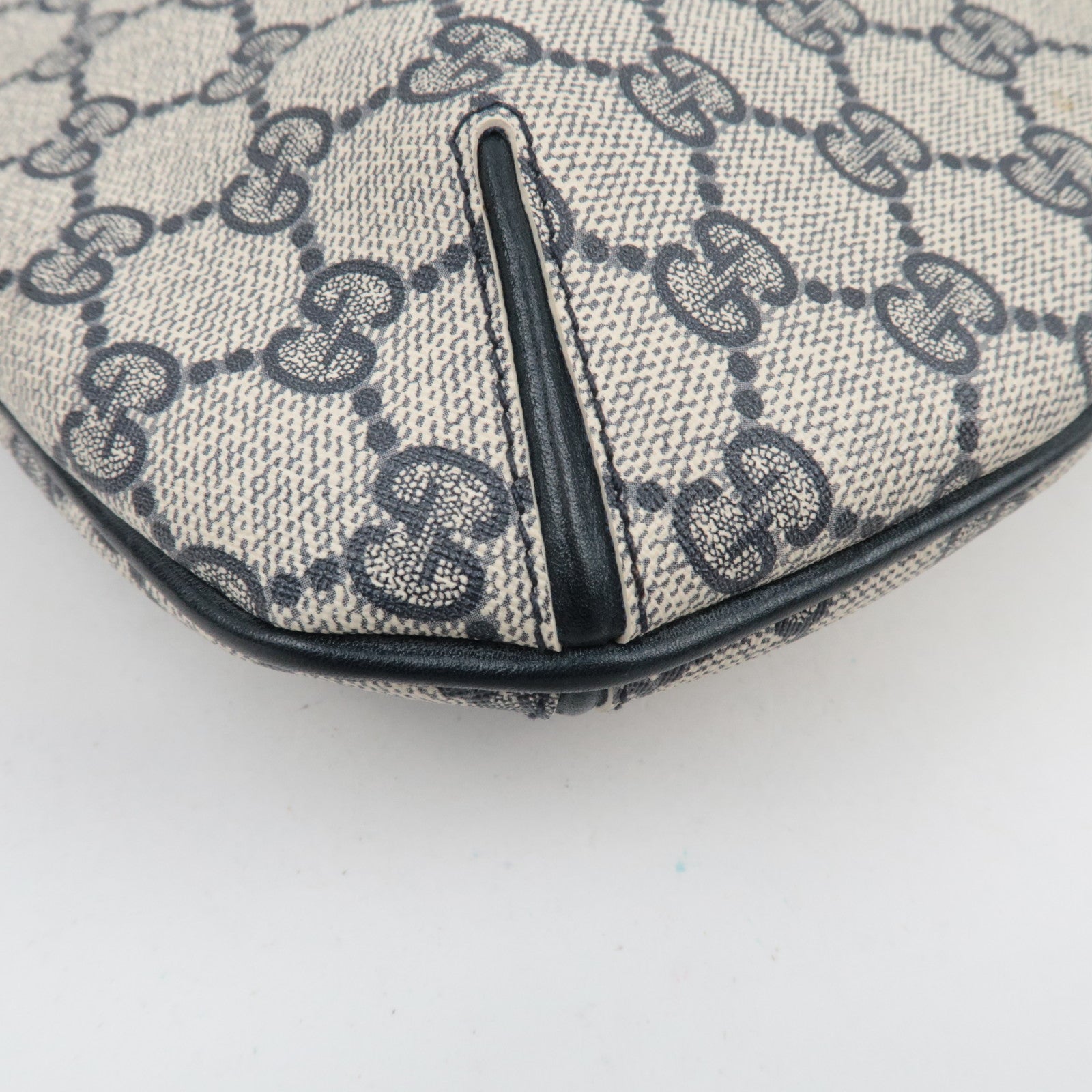 GUCCI Old Gucci GG Plus Leather Shoulder Bag Navy Beige