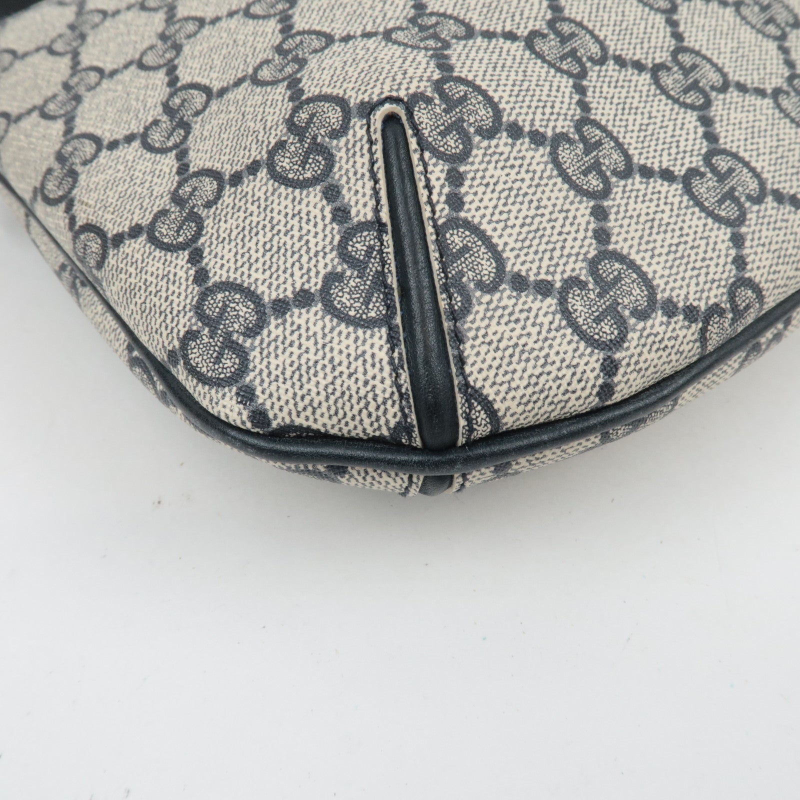 GUCCI Old Gucci GG Plus Leather Shoulder Bag Navy Beige