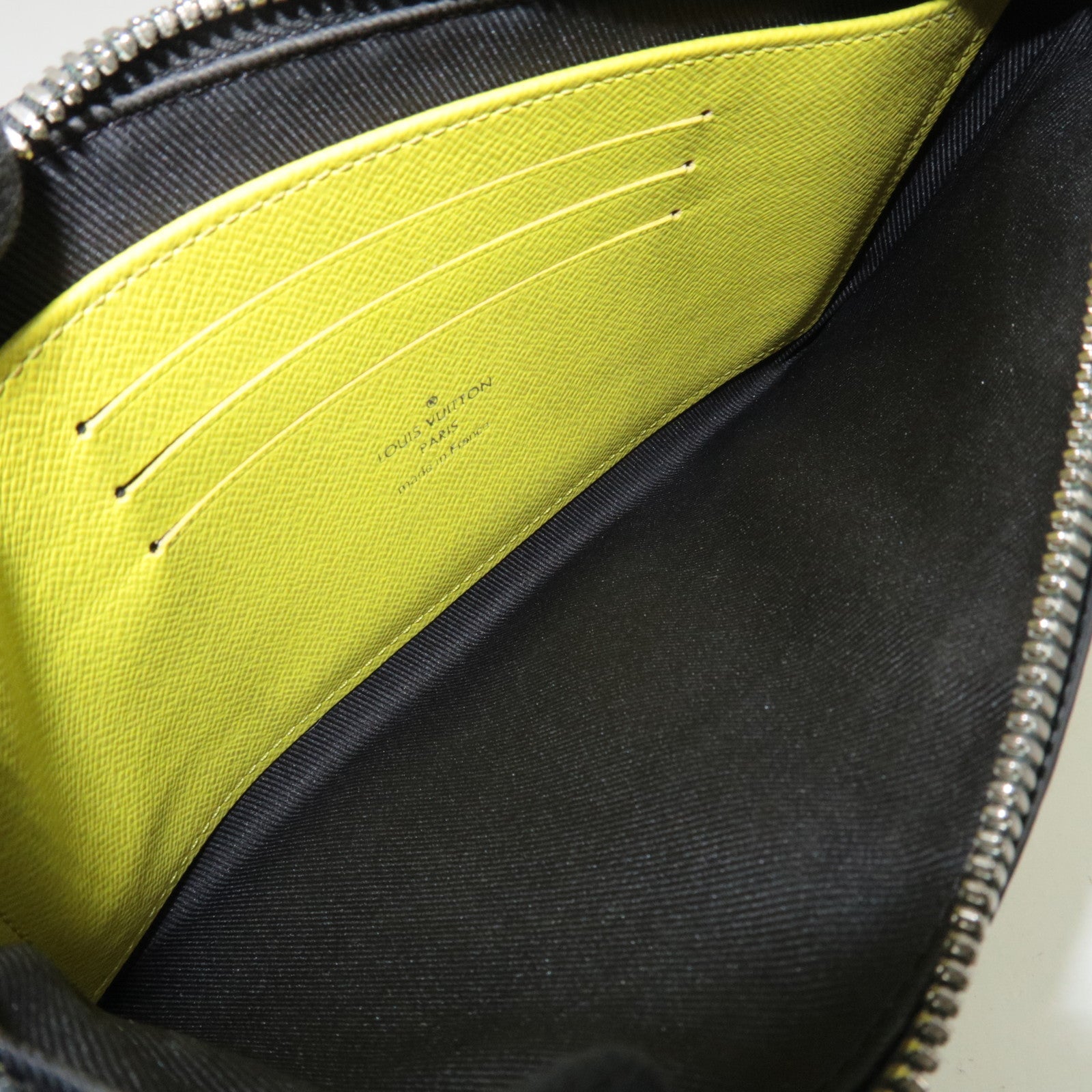 Louis Vuitton Taigarama Pochette Discovery PM Pouch Jaune M30581 SP1159