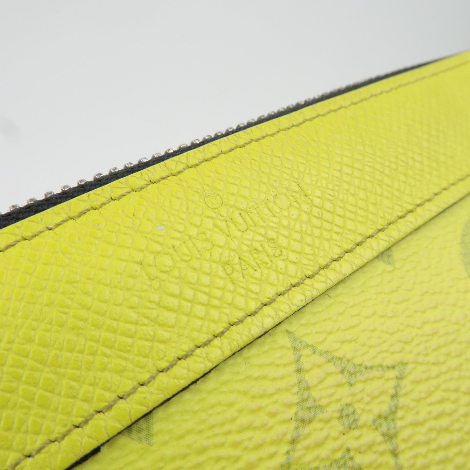 Louis Vuitton Taigarama Pochette Discovery PM Pouch Jaune M30581 SP1159