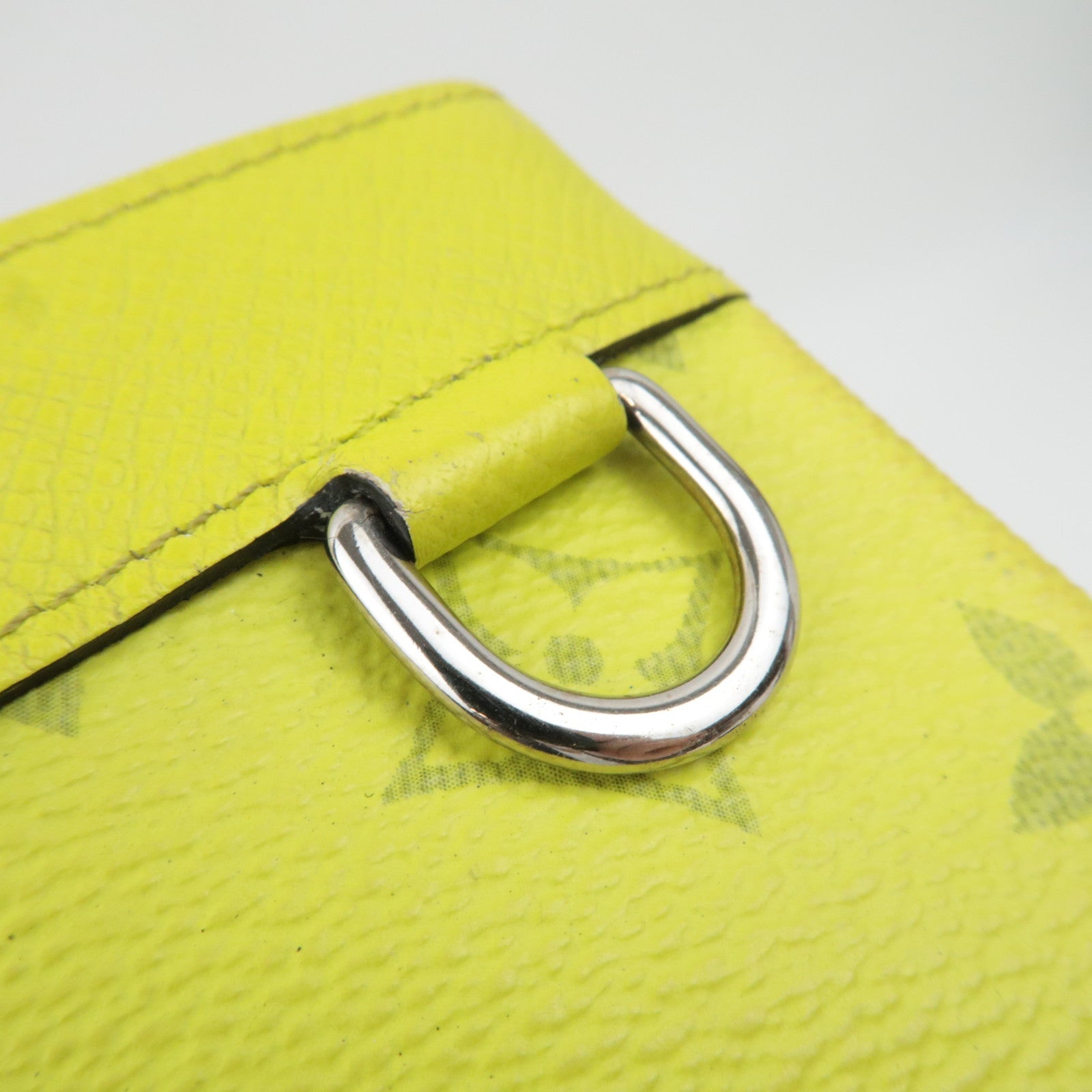 Louis Vuitton Taigarama Pochette Discovery PM Pouch Jaune M30581 SP1159