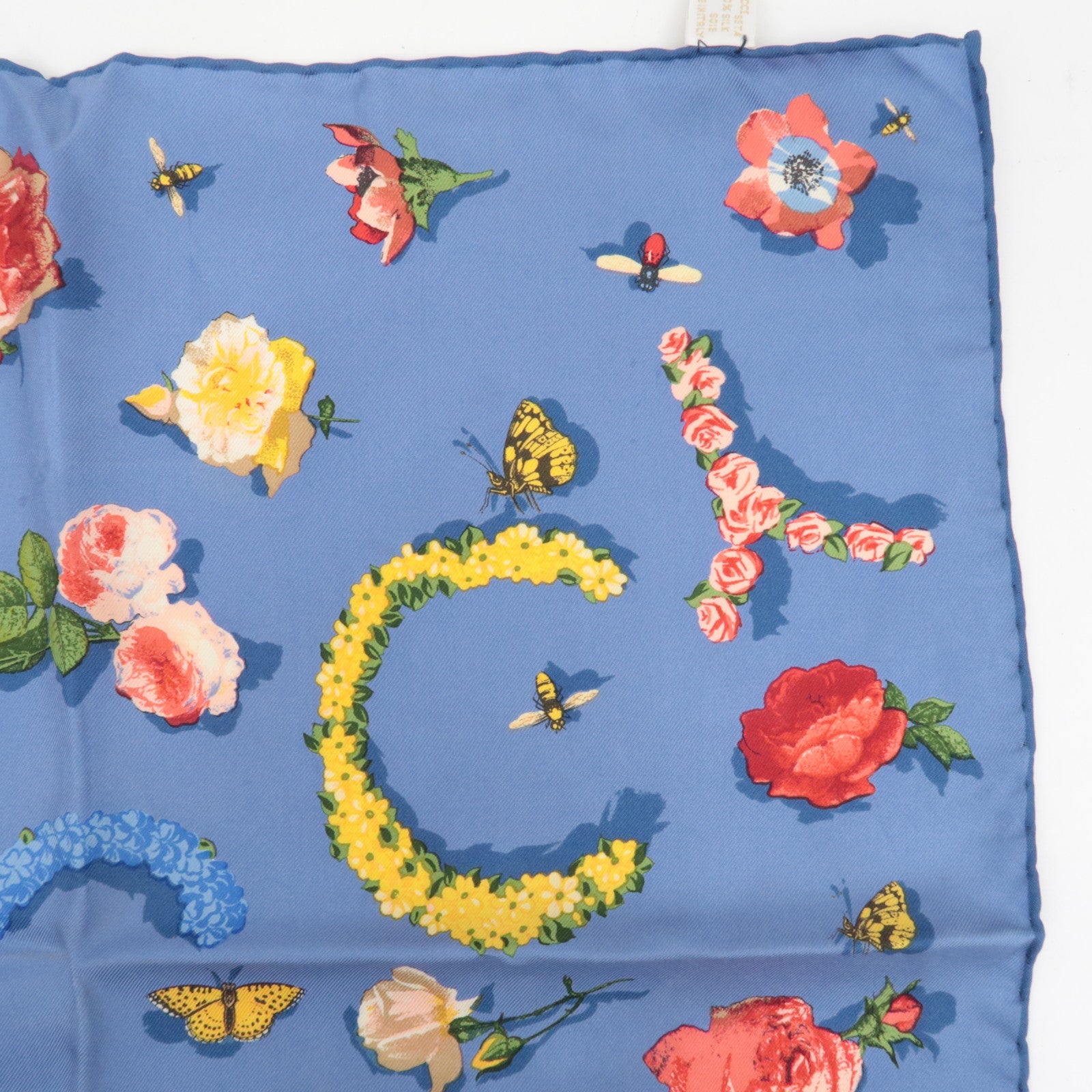 GUCCI Flower Print Scarf 100% Silk Blue