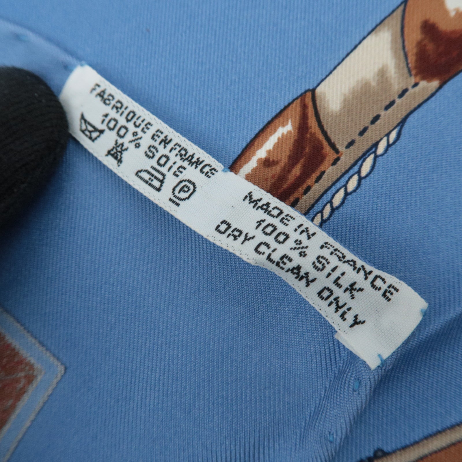 HERMES Carré 90 Scarf CUIRS DU DESERT 100% Silk Blue