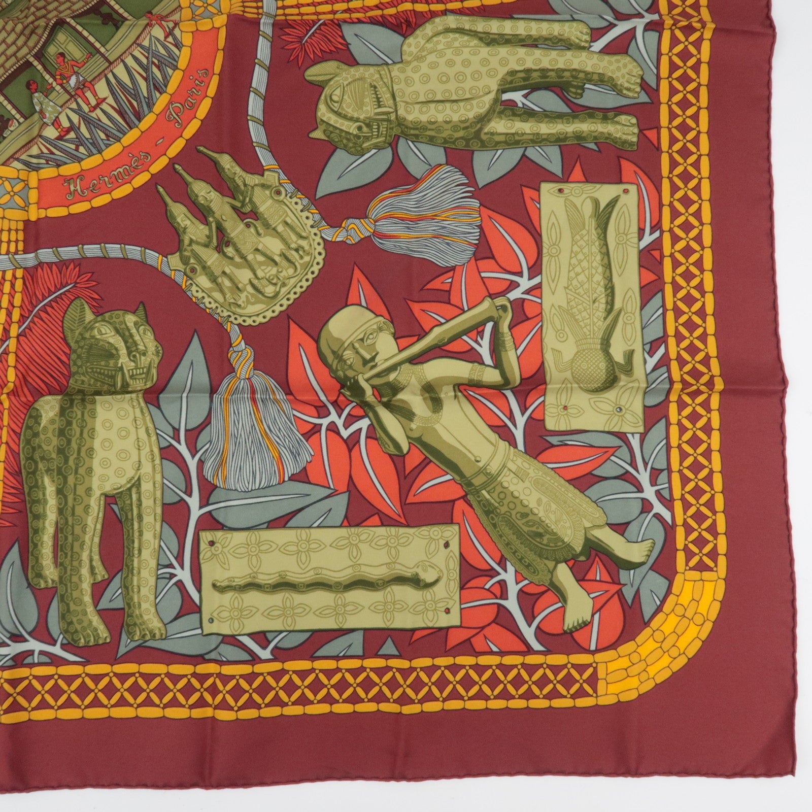 HERMES Carre 90 Scarf Tresor Royal du Benin 100% Silk Bordeaux