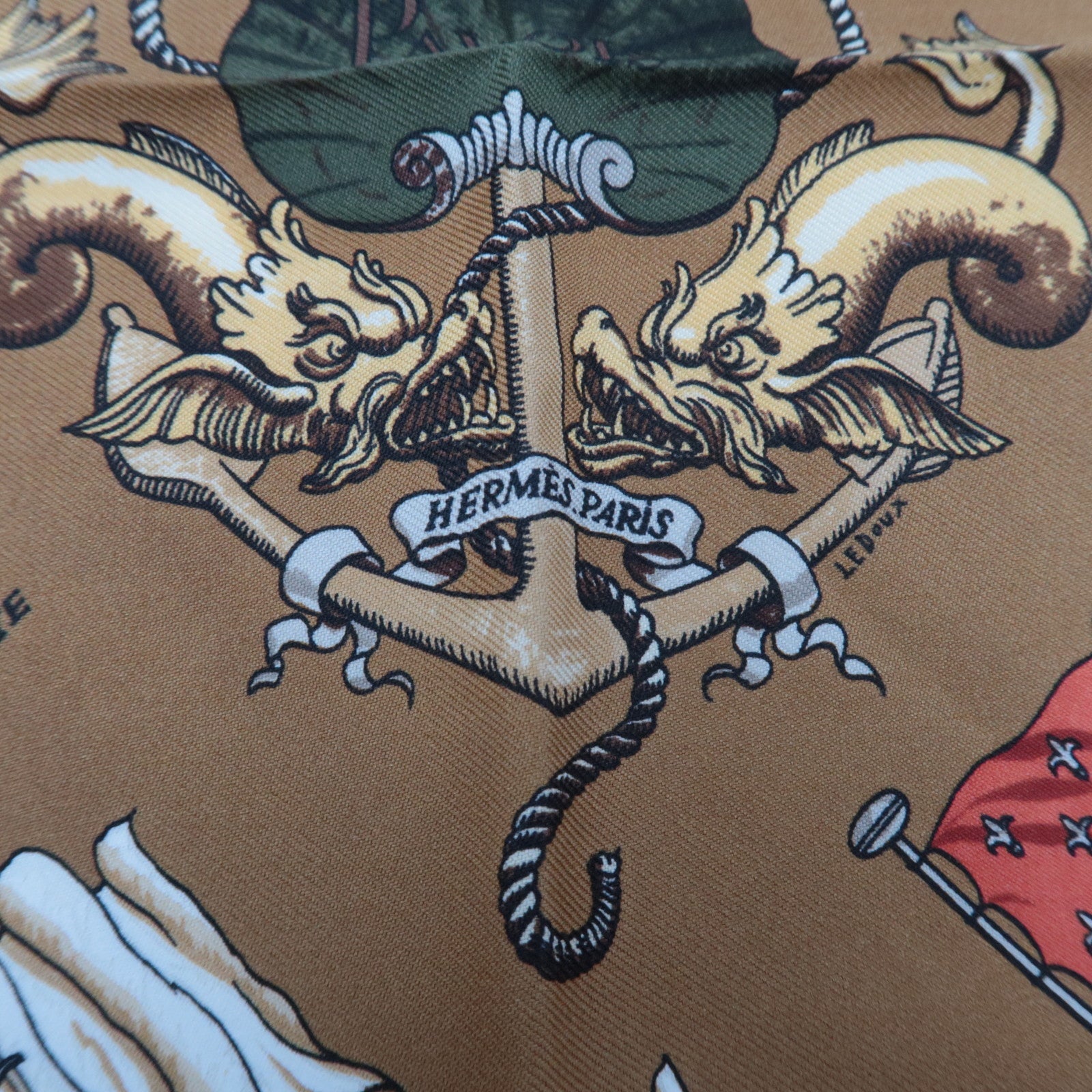 HERMES Petit Carre Carre 40 Scarf PAVOIS 100% Silk Brown