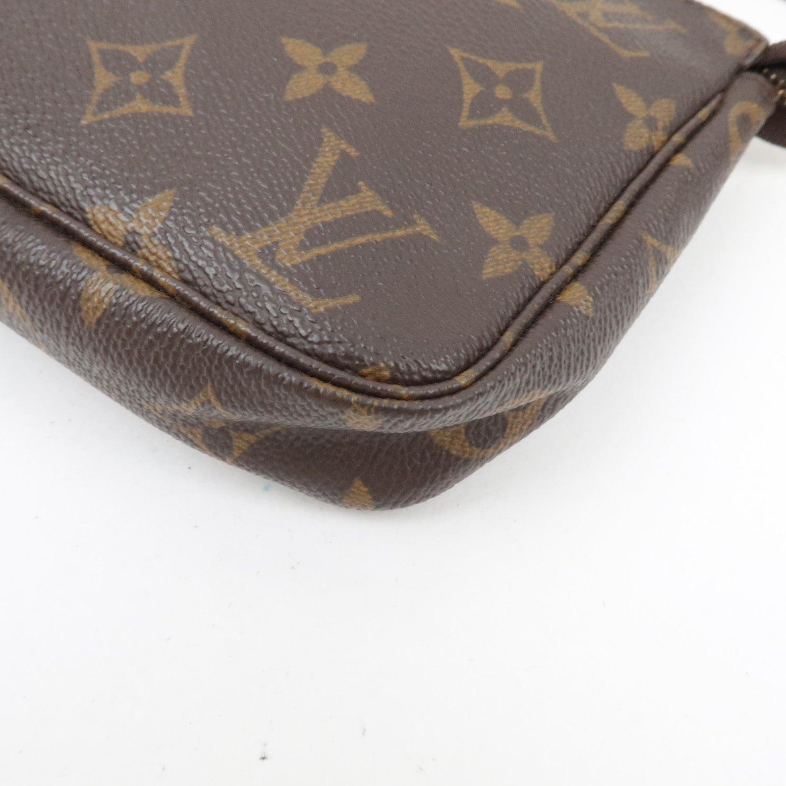 Louis Vuitton Monogram Pochette Accessoires Handbag M51980 VI0040