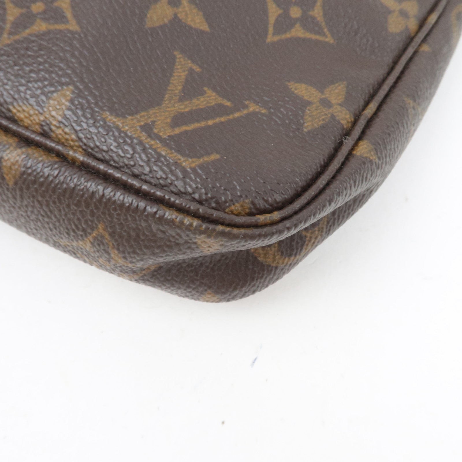 Louis Vuitton Monogram Pochette Accessoires Handbag M51980 VI0040
