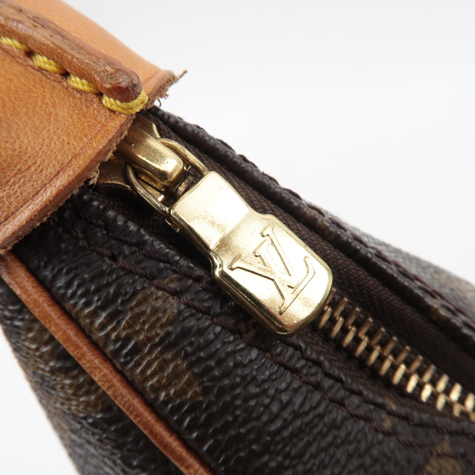 Louis Vuitton Monogram Boulogne 30 Shoulder Bag M51265 A20945