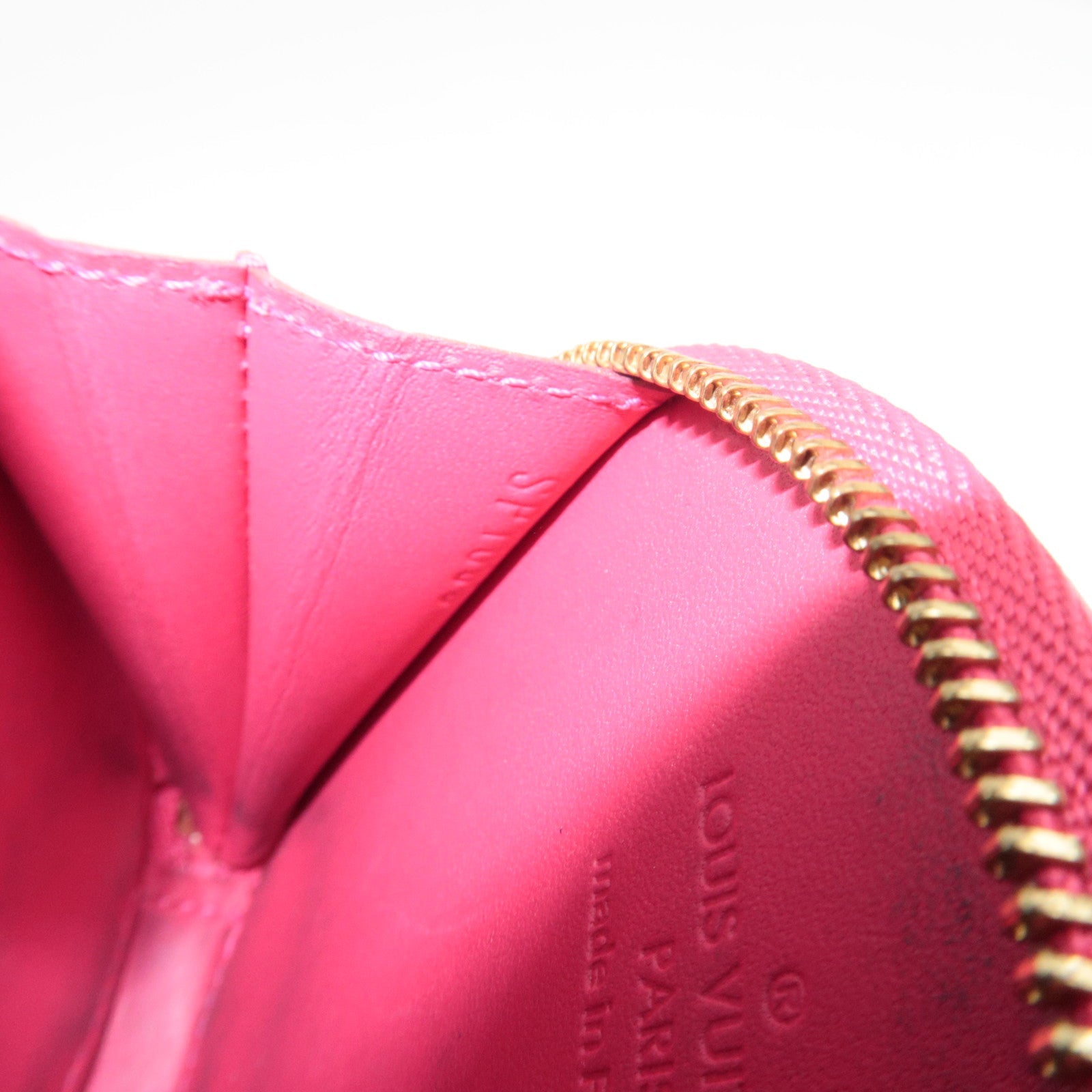 Louis Vuitton Monogram Vernis Rose Porte Monnaie Chapeau Coin Case Rose Pop M93690 SP1009