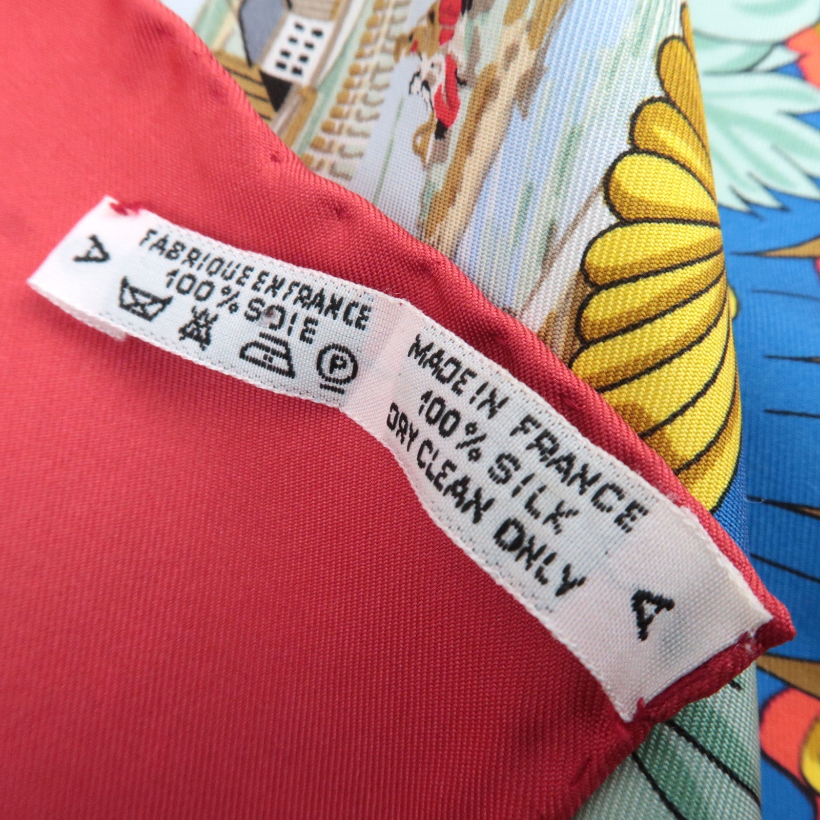 Hermes Carre 90 Scarf L'ENTENTE CORDIALE 100% Silk Red